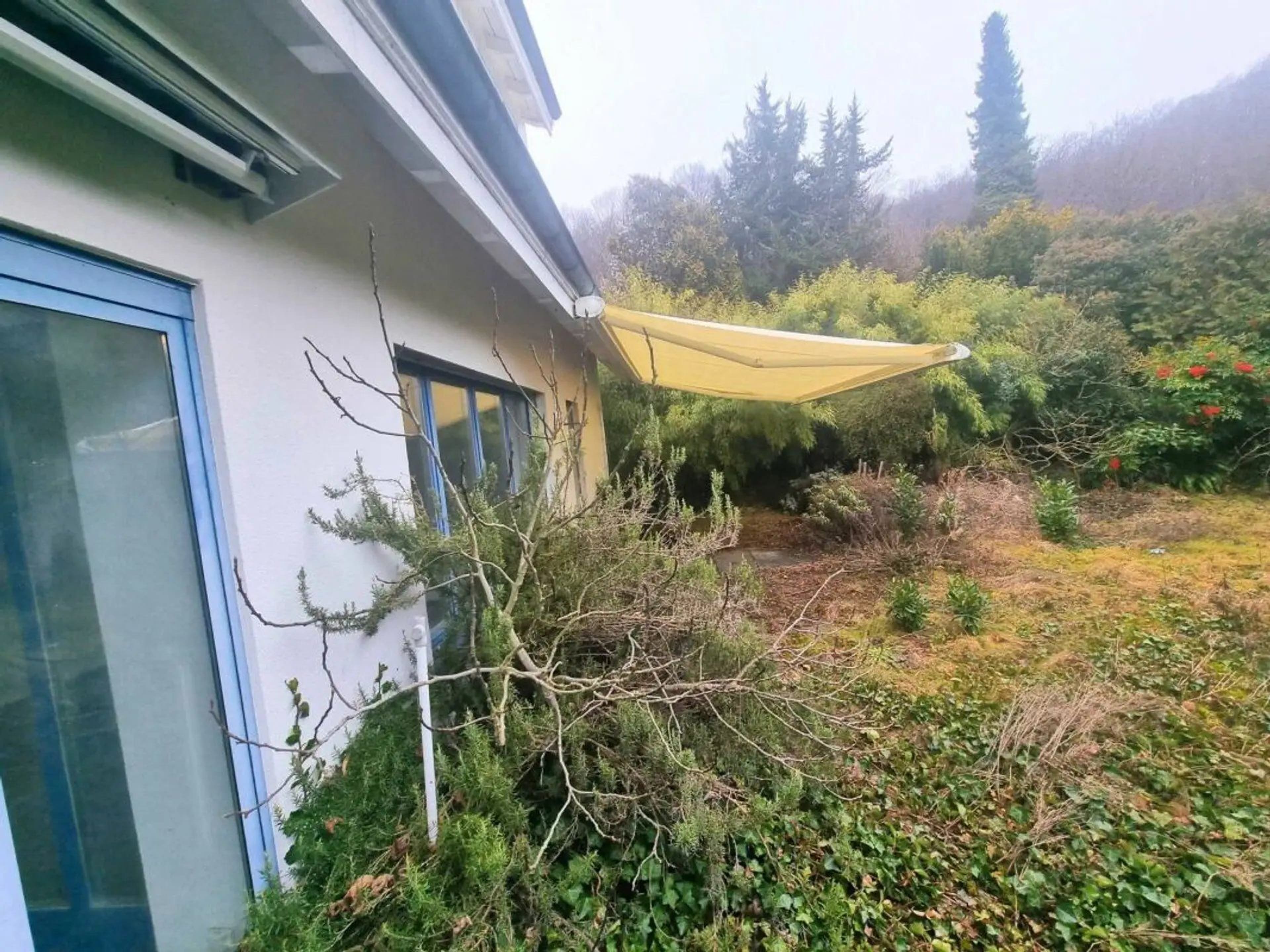 Grosszügiges 10-Zimmer-Einfamilienhaus mit Garten in Riehen - 17