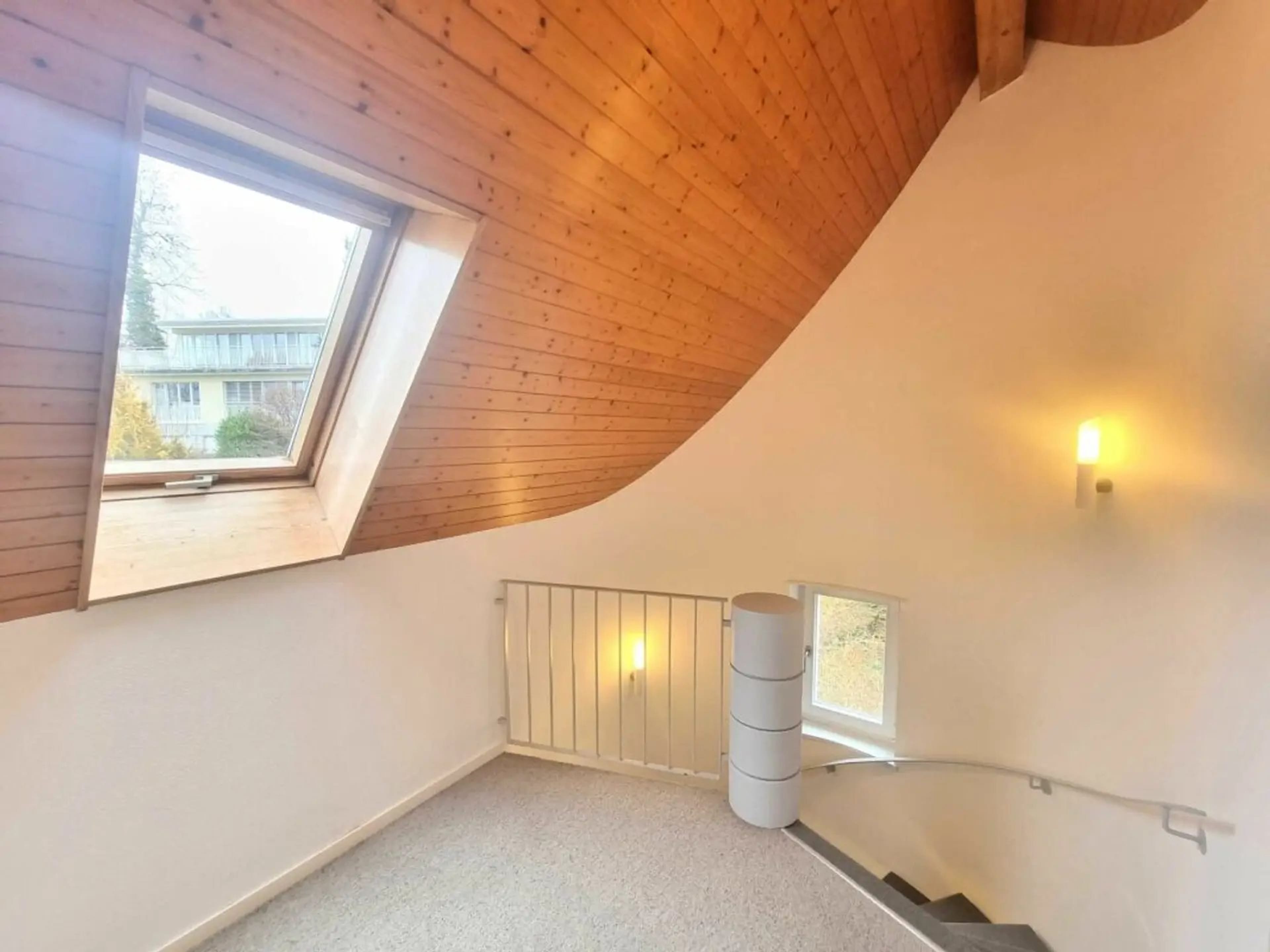 Grosszügiges 10-Zimmer-Einfamilienhaus mit Garten in Riehen - 8
