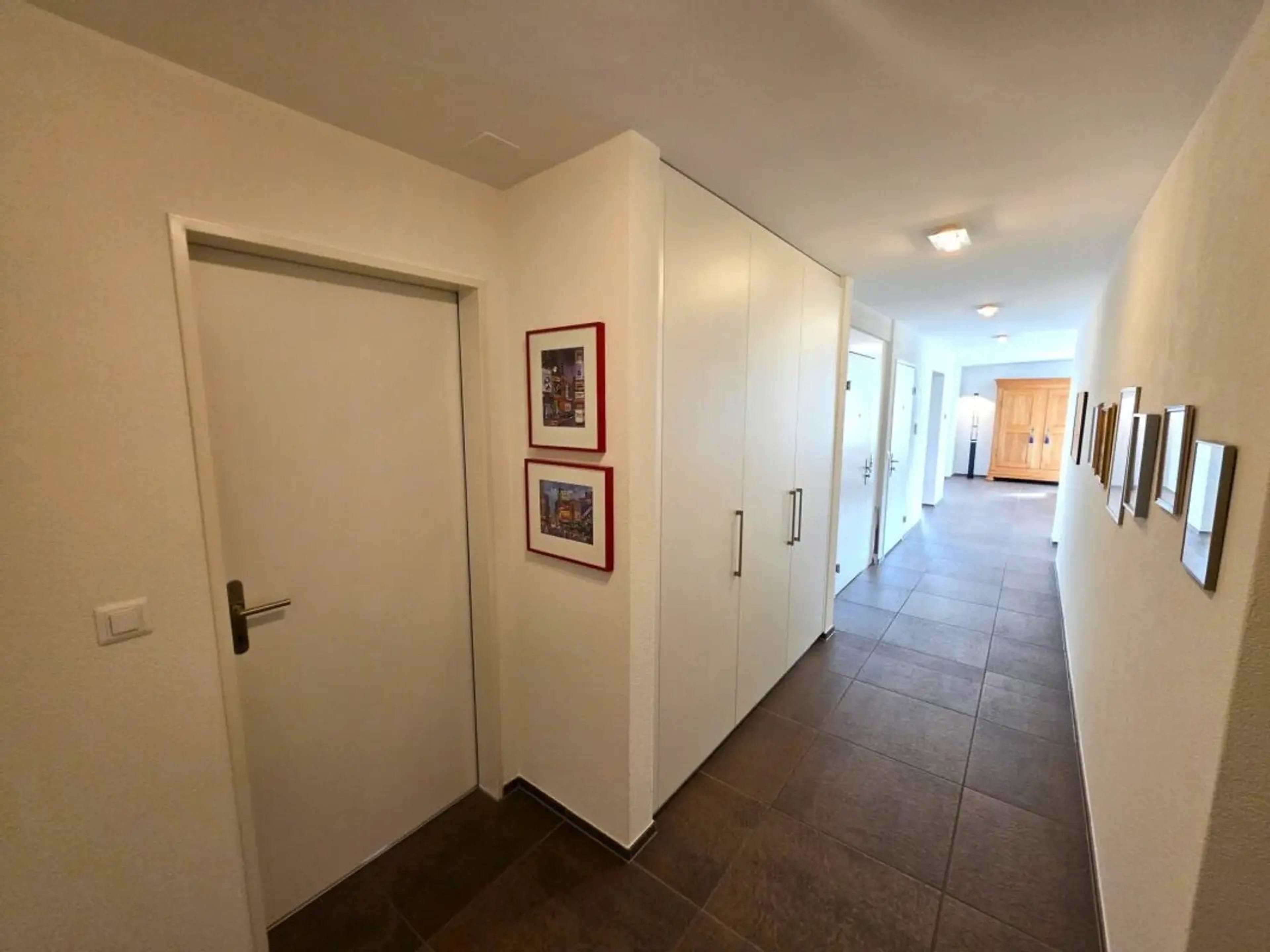 Lichtdurchflutete 5.5-Zimmer-Attika mit 119 m² Terrasse, Gelterkinden - 7