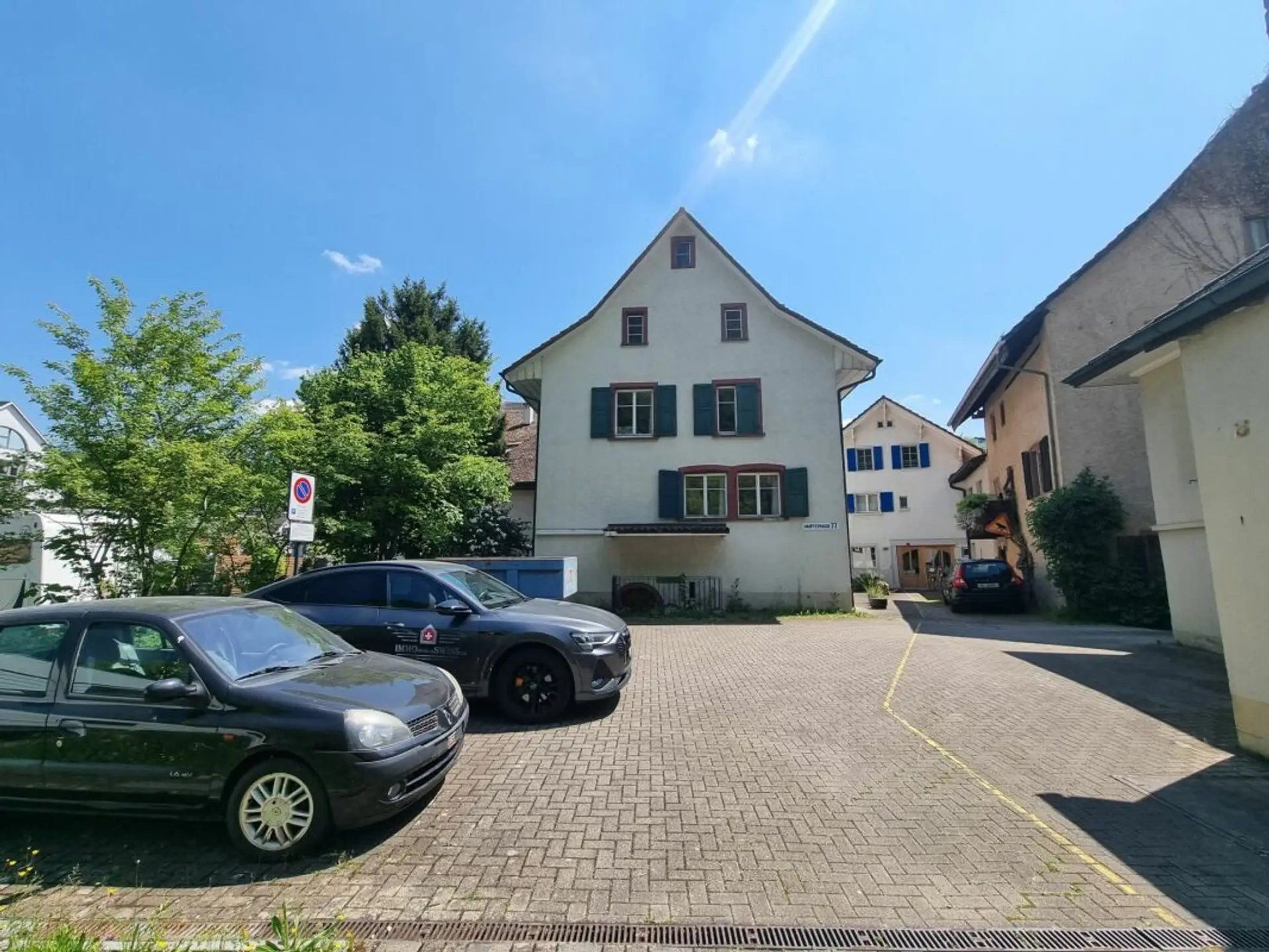 Charaktervolles 3-Familienhaus mit Potenzial in Hölstein kaufen - 2