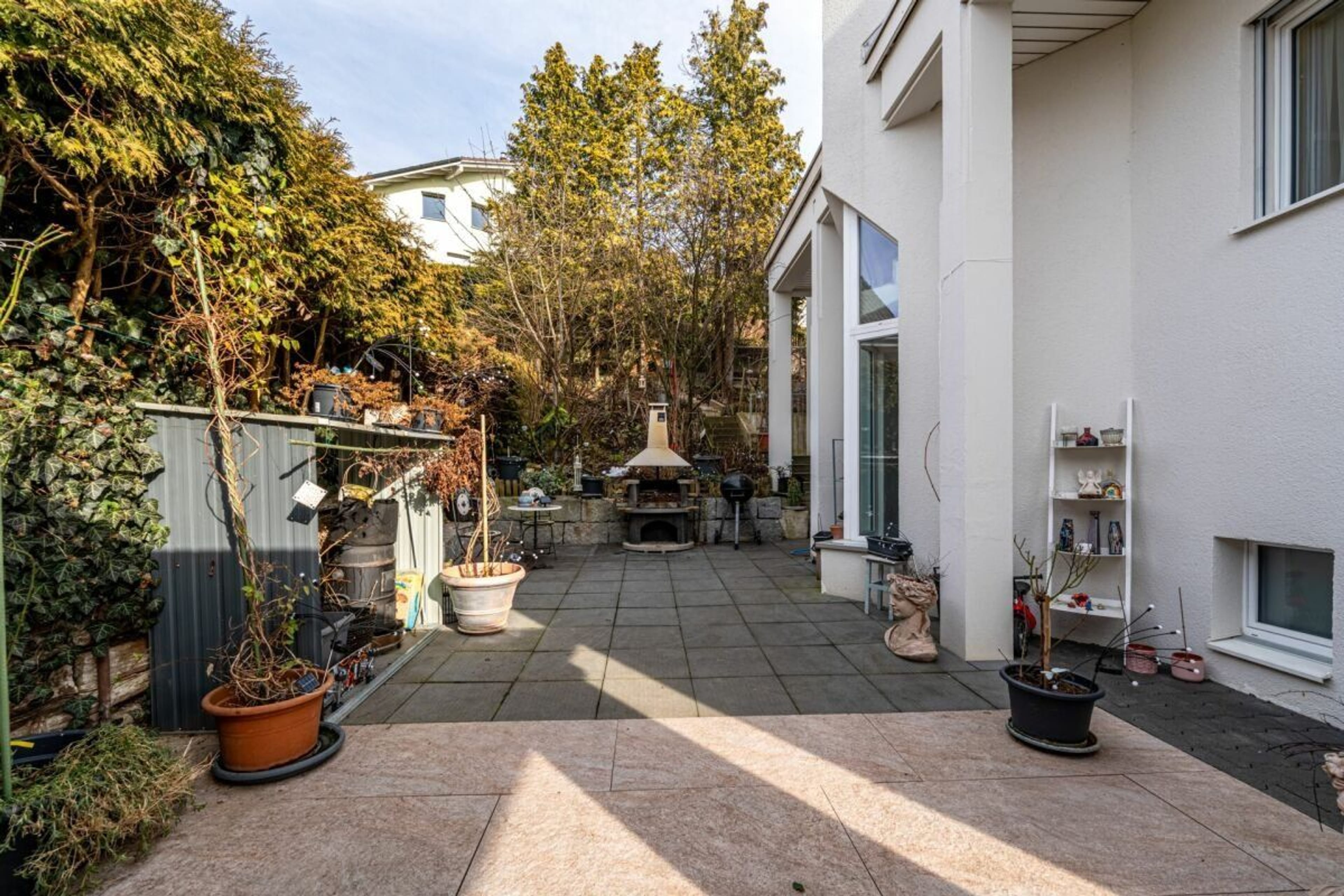 Grosszügiges 6.5-Zimmer Einfamilienhaus mit Einliegerwohnung - modernisiert - 25
