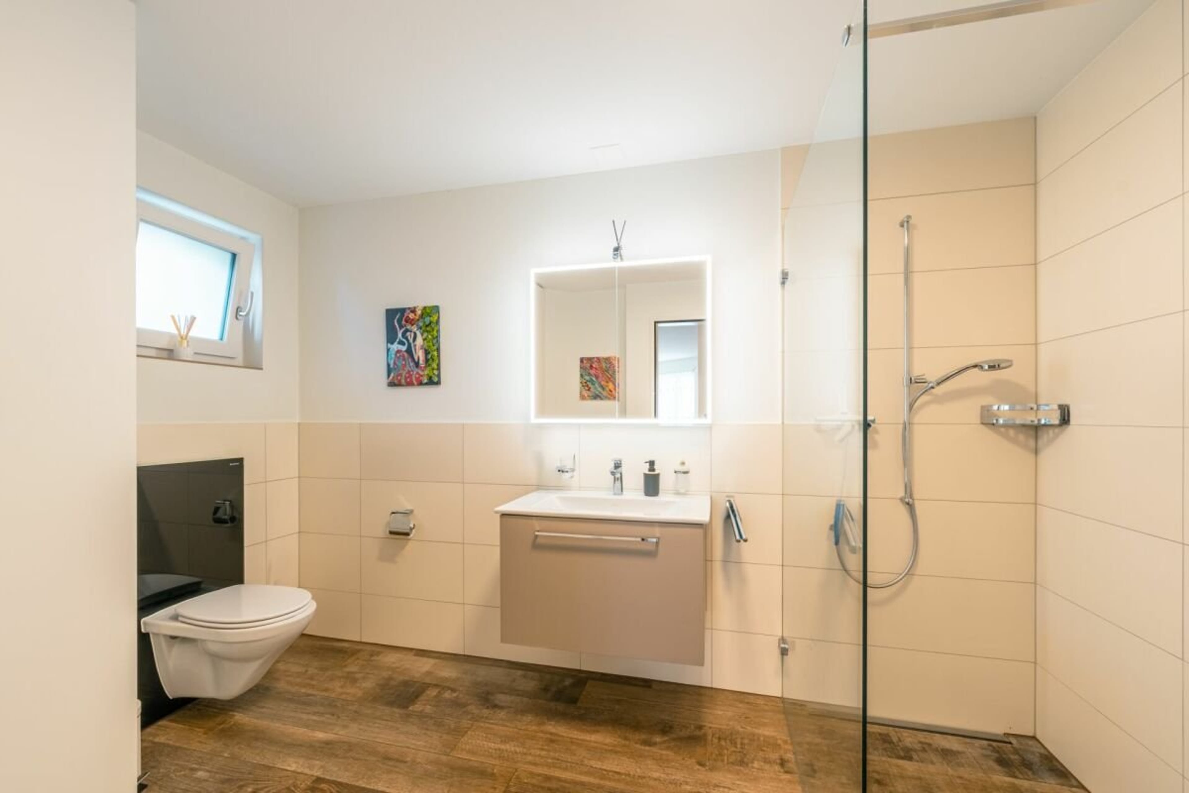 Grosszügiges 6.5-Zimmer Einfamilienhaus mit Einliegerwohnung - modernisiert - 11