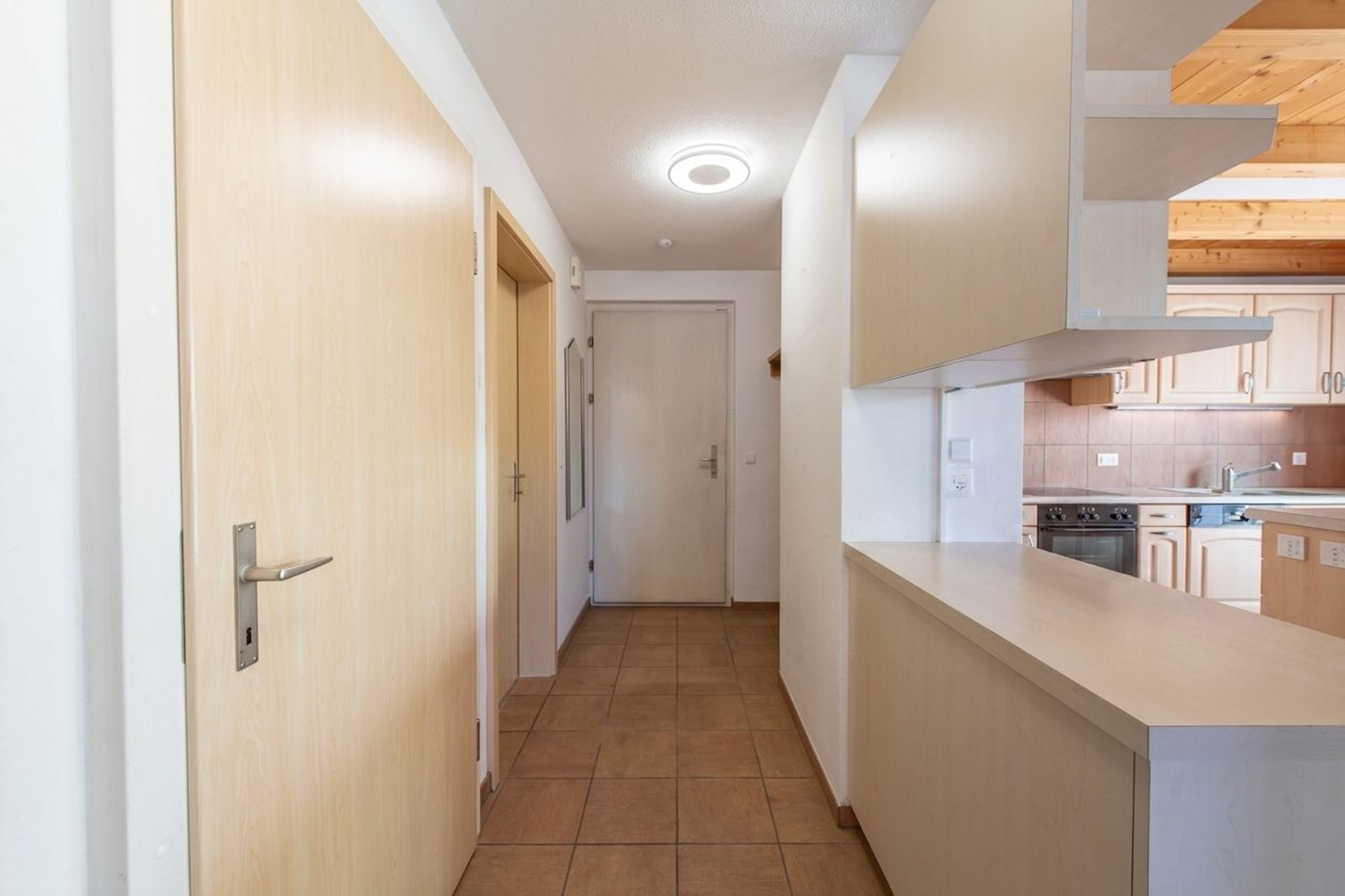 Ein Zuhause zum Wohlfühlen – helles Wohnambiente, Cheminée und sonnige Terrasse - 7