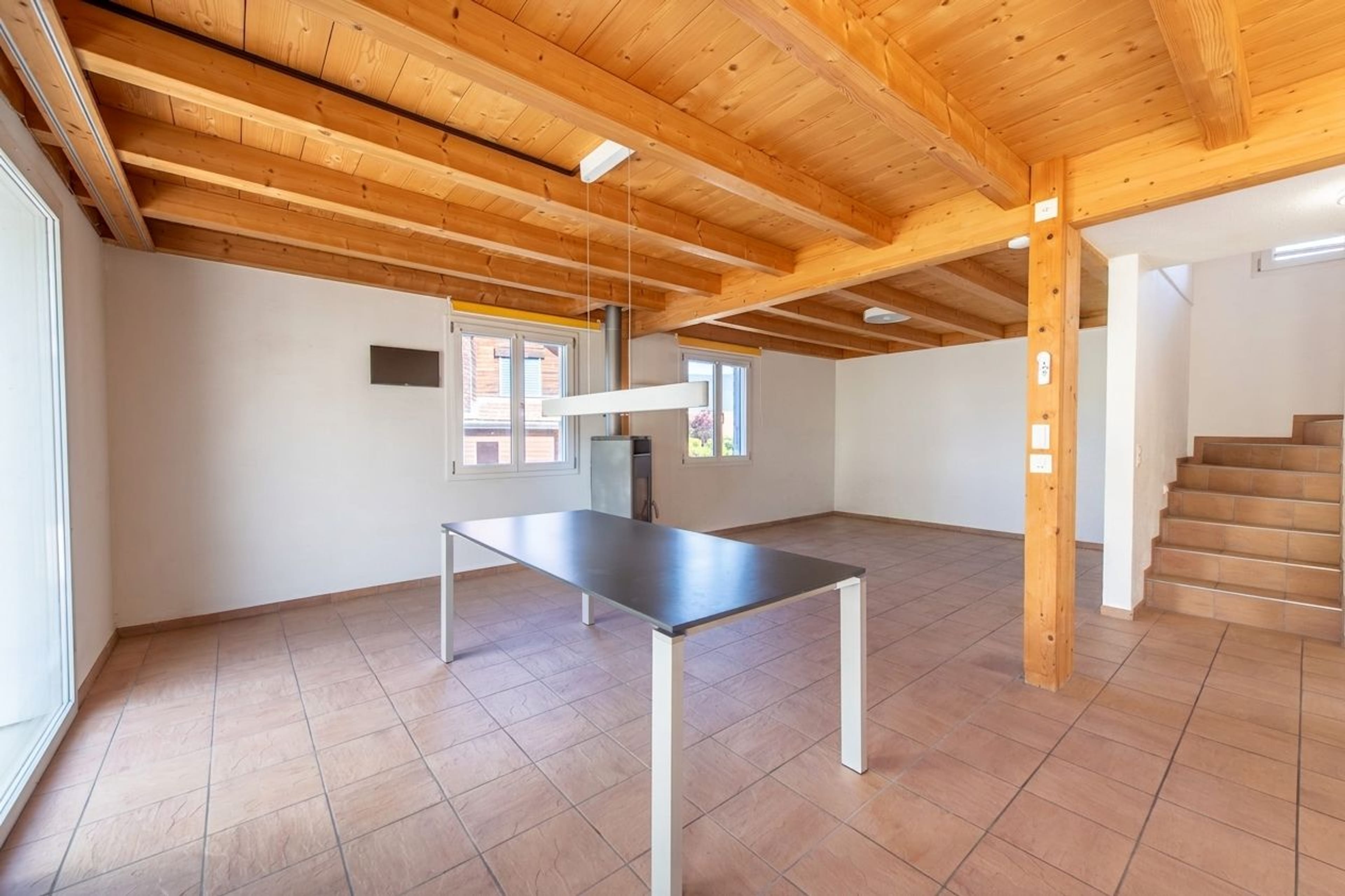 Ein Zuhause zum Wohlfühlen – helles Wohnambiente, Cheminée und sonnige Terrasse - 6