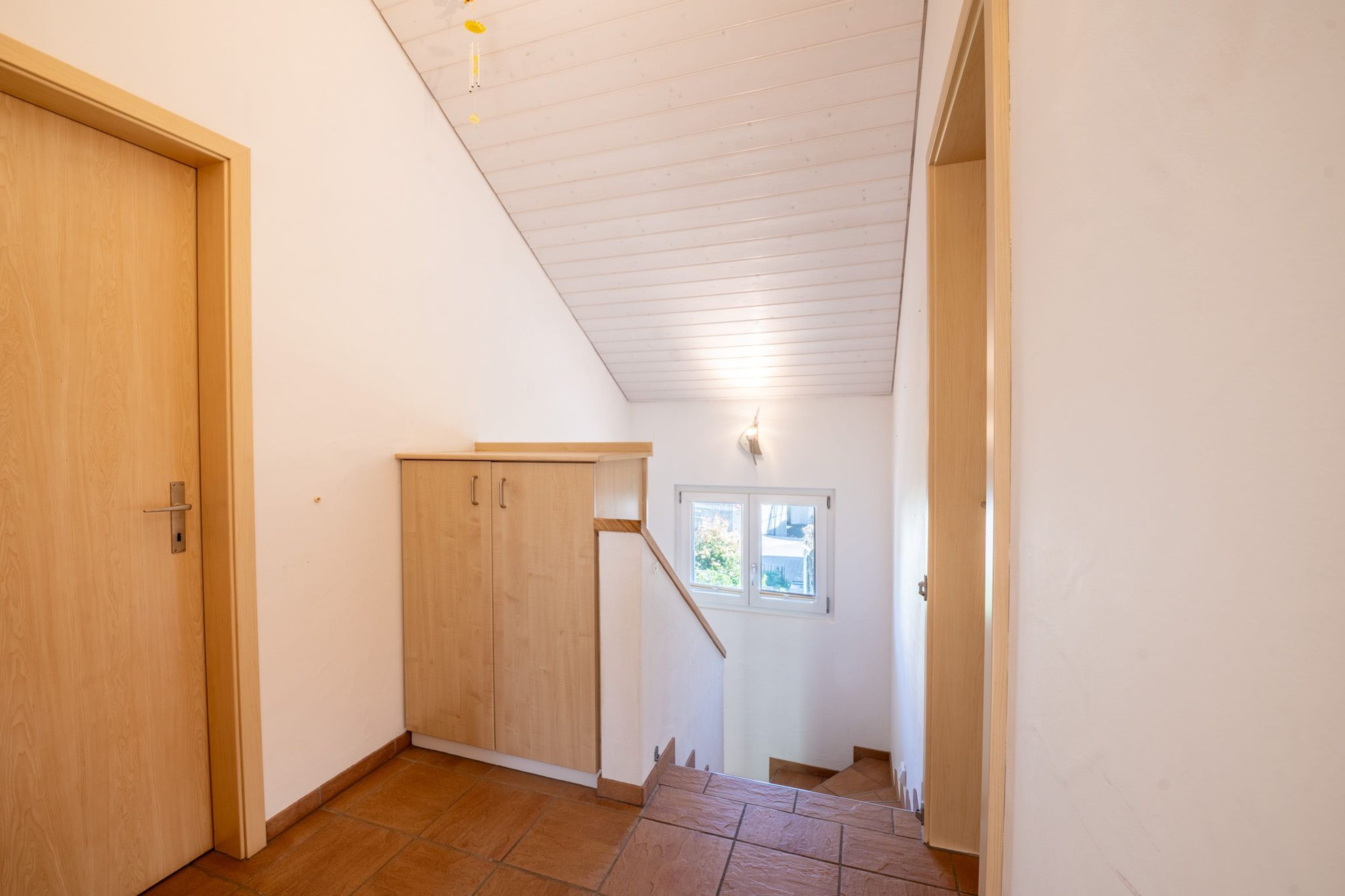 Ein Zuhause zum Wohlfühlen – helles Wohnambiente, Cheminée und sonnige Terrasse - 13