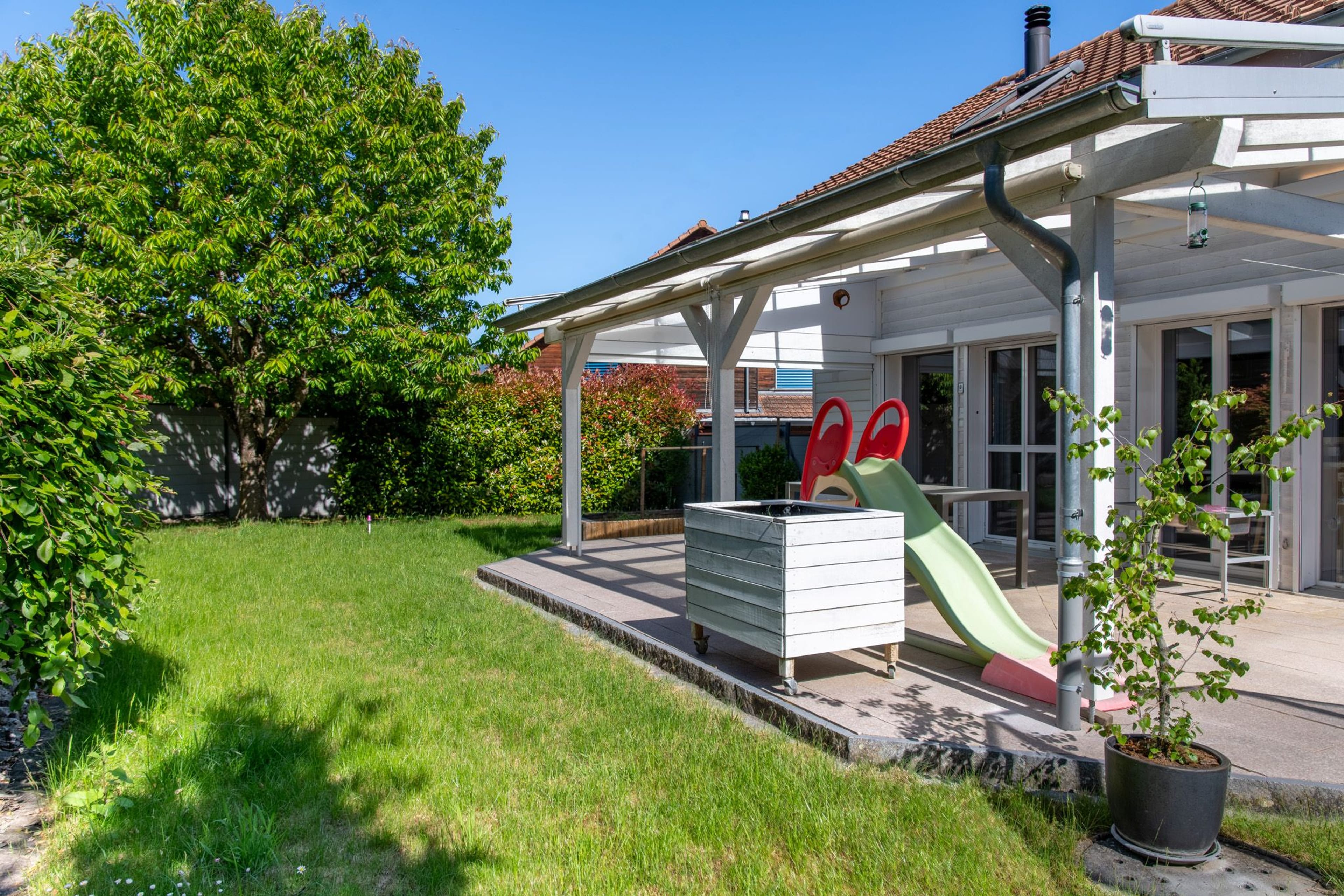 Ein Zuhause zum Wohlfühlen – helles Wohnambiente, Cheminée und sonnige Terrasse - 17