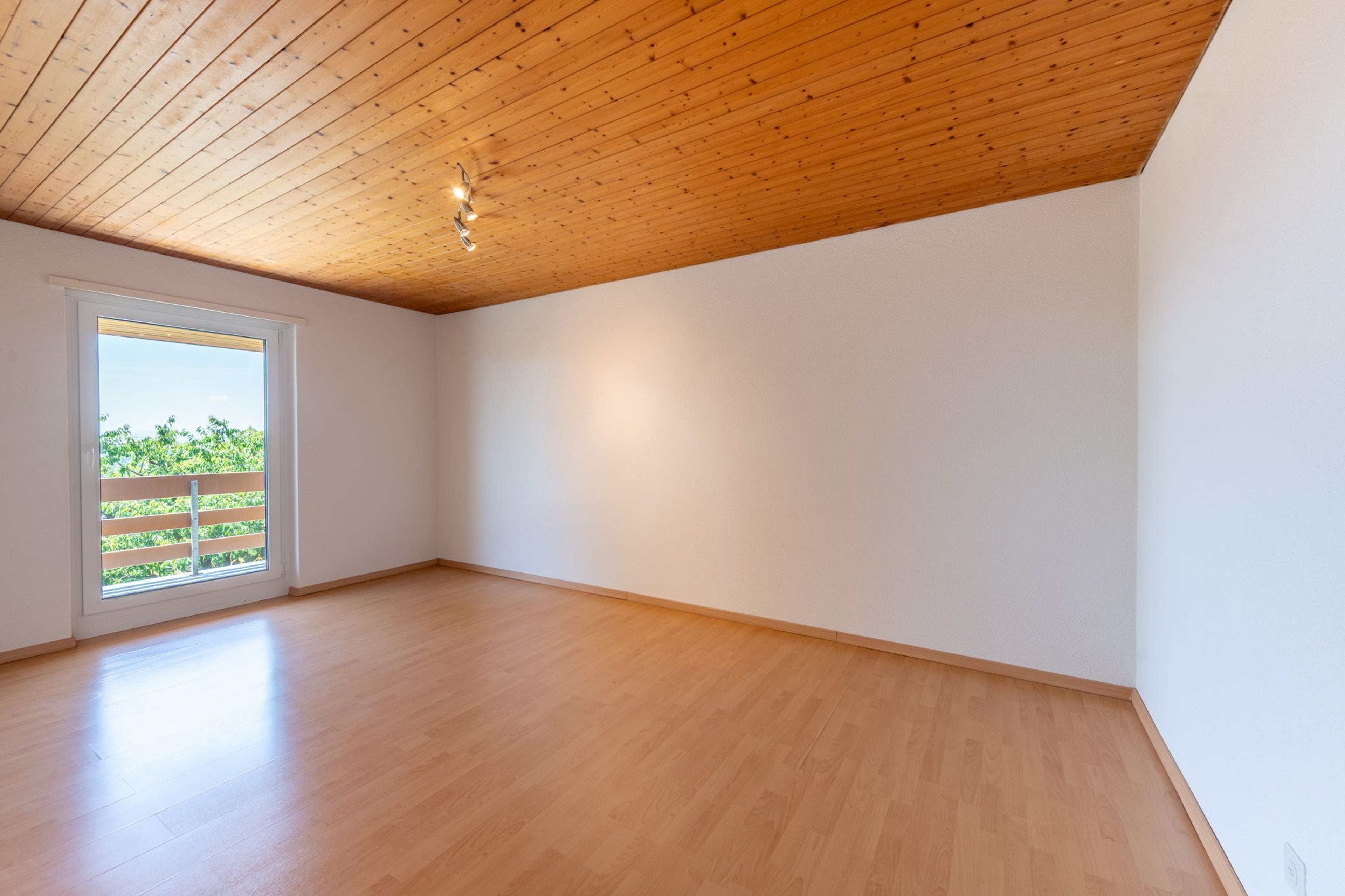 Lichtdurchflutetes Einfamilienhaus mit einzigartigem Alpenpanorama - 17