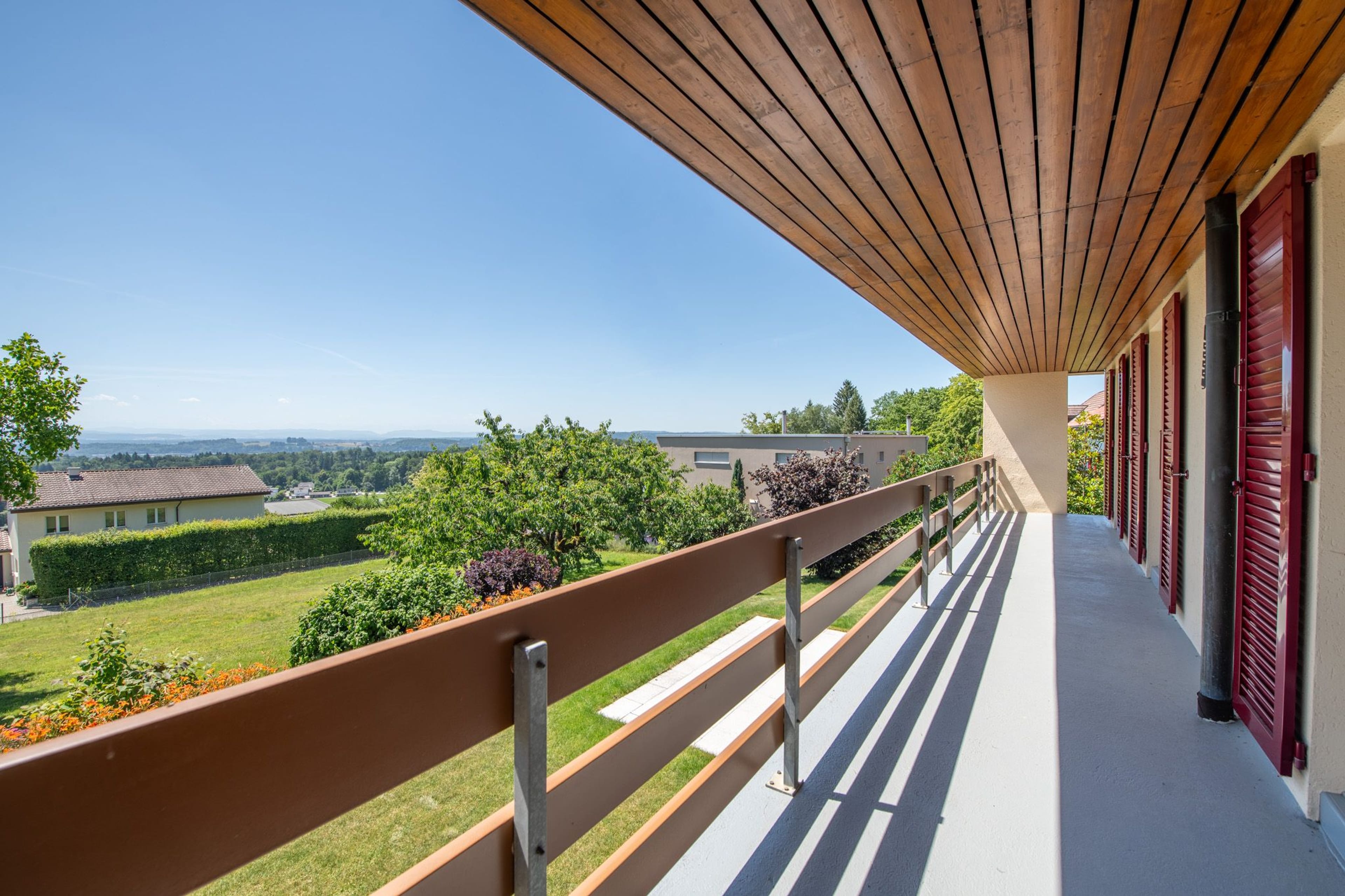 Lichtdurchflutetes Einfamilienhaus mit einzigartigem Alpenpanorama - 12