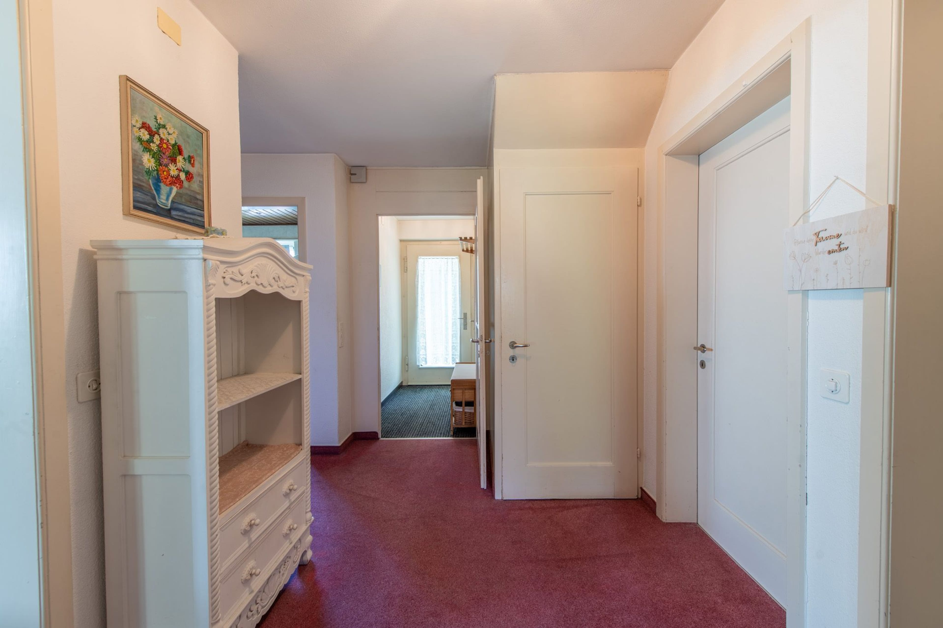 Zentrumsnahes Potenzial: Ausbaubares 5-Zimmer-Einfamilienhaus mit grosszügigem Garten - 9
