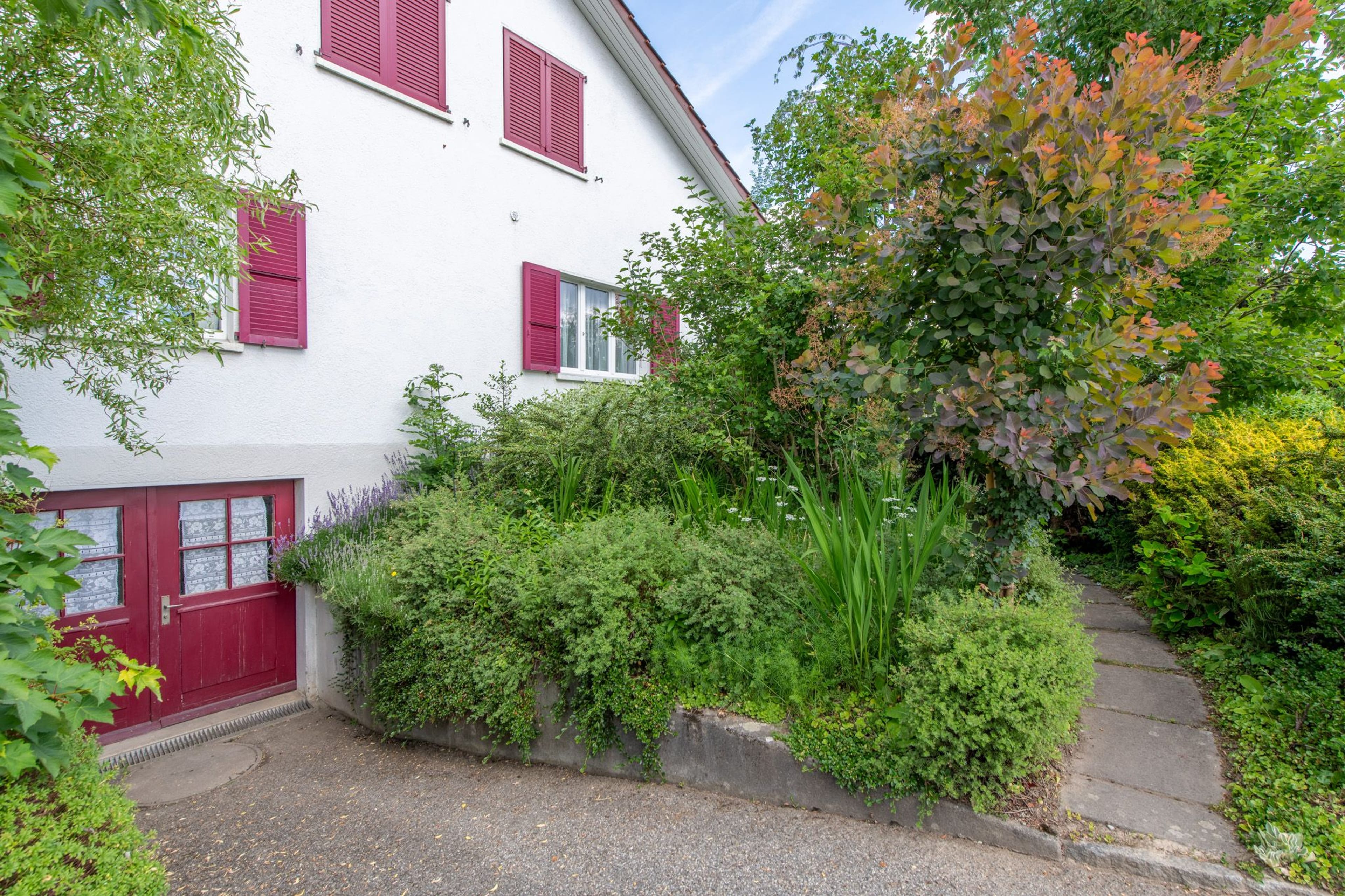Zentrumsnahes Potenzial: Ausbaubares 5-Zimmer-Einfamilienhaus mit grosszügigem Garten - 20