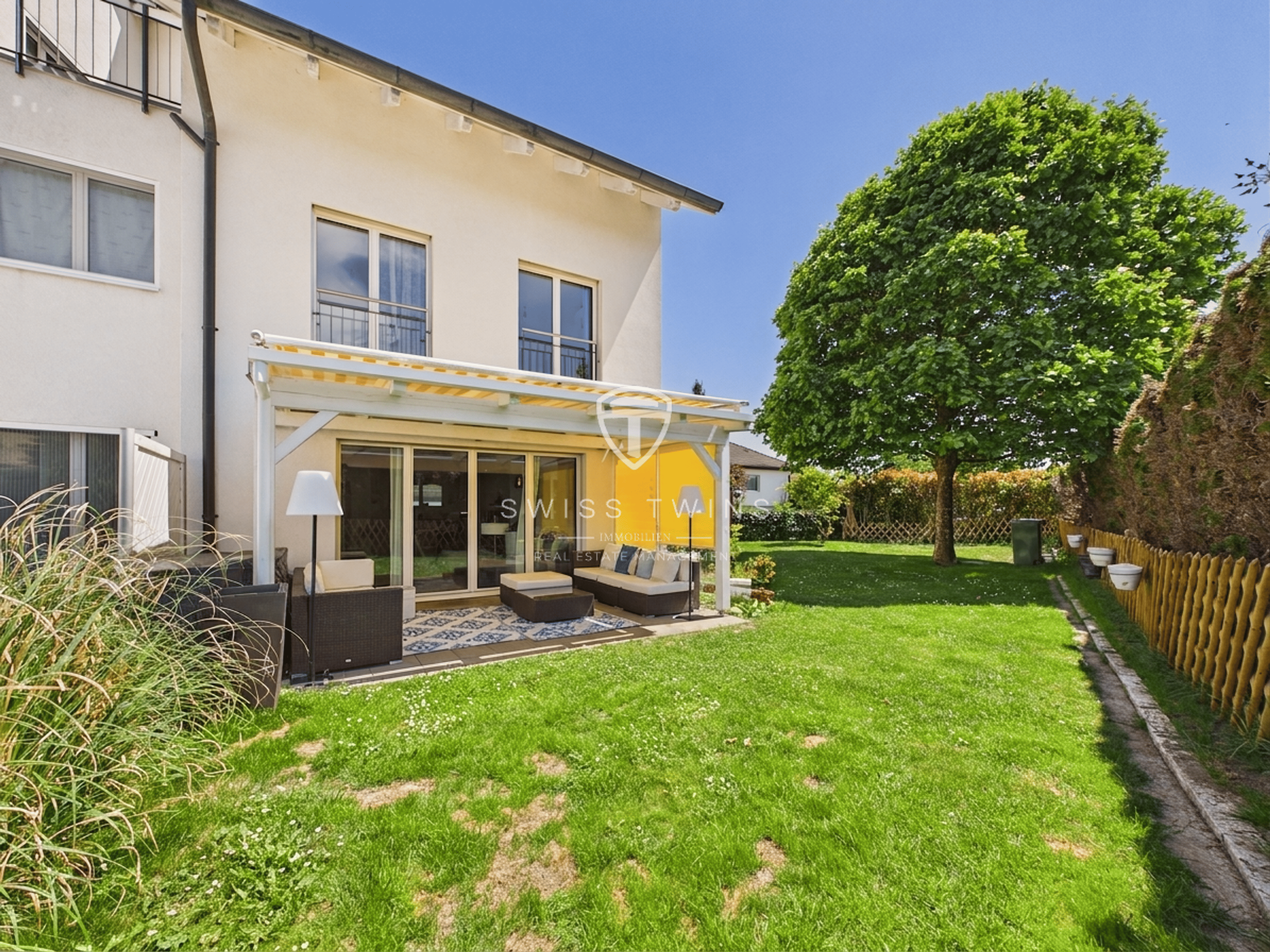 5.5-Zi. Einfamilienhaus mit Garten und Pavillon in Hochfelden - Bild 1