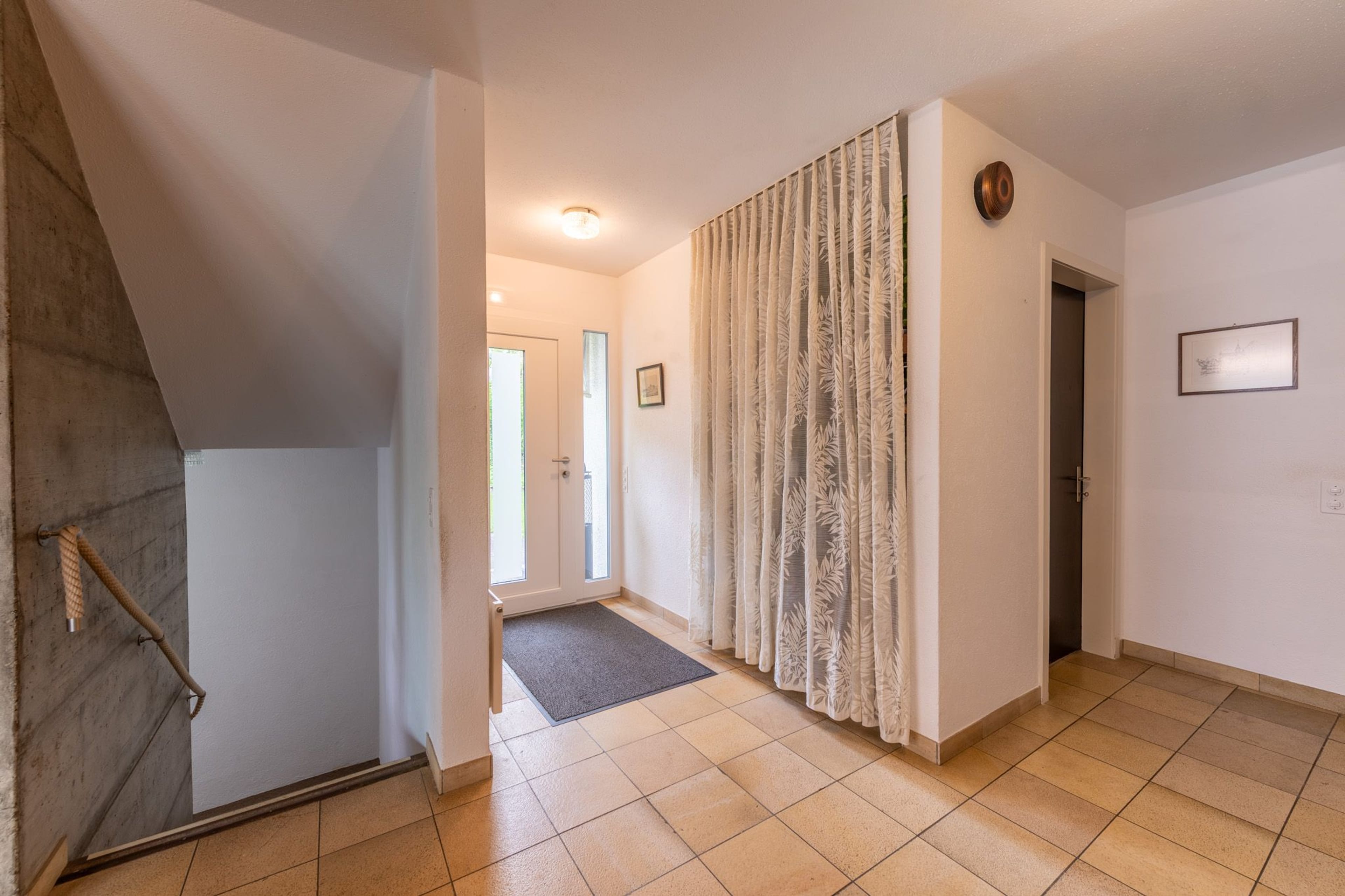 Ihr Rückzugsort mit Weitblick: Freistehendes 6.5-Zimmer-Einfamilienhaus mit Gartenidylle - 5