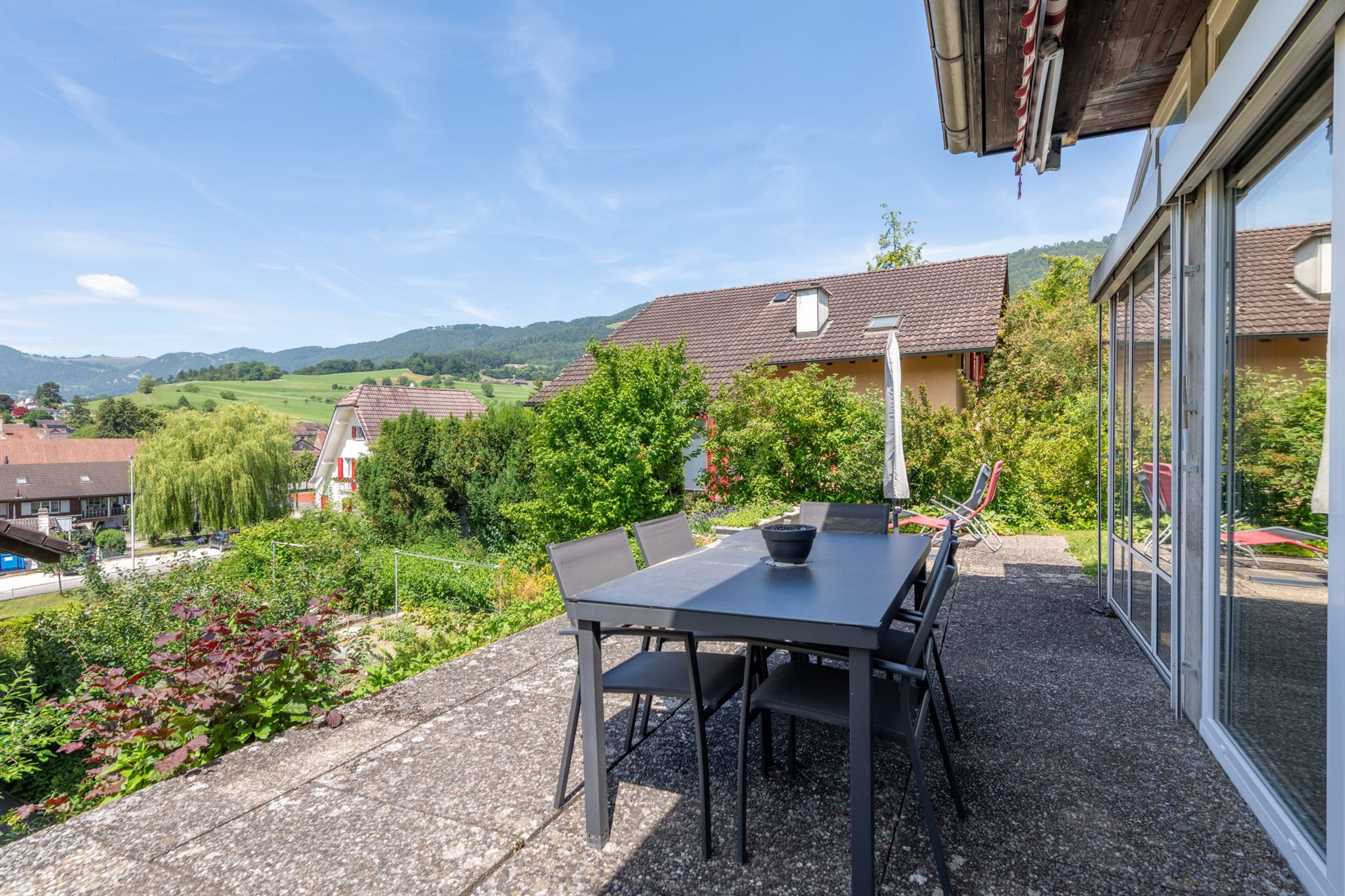 Ihr Rückzugsort mit Weitblick: Freistehendes 6.5-Zimmer-Einfamilienhaus mit Gartenidylle - 20