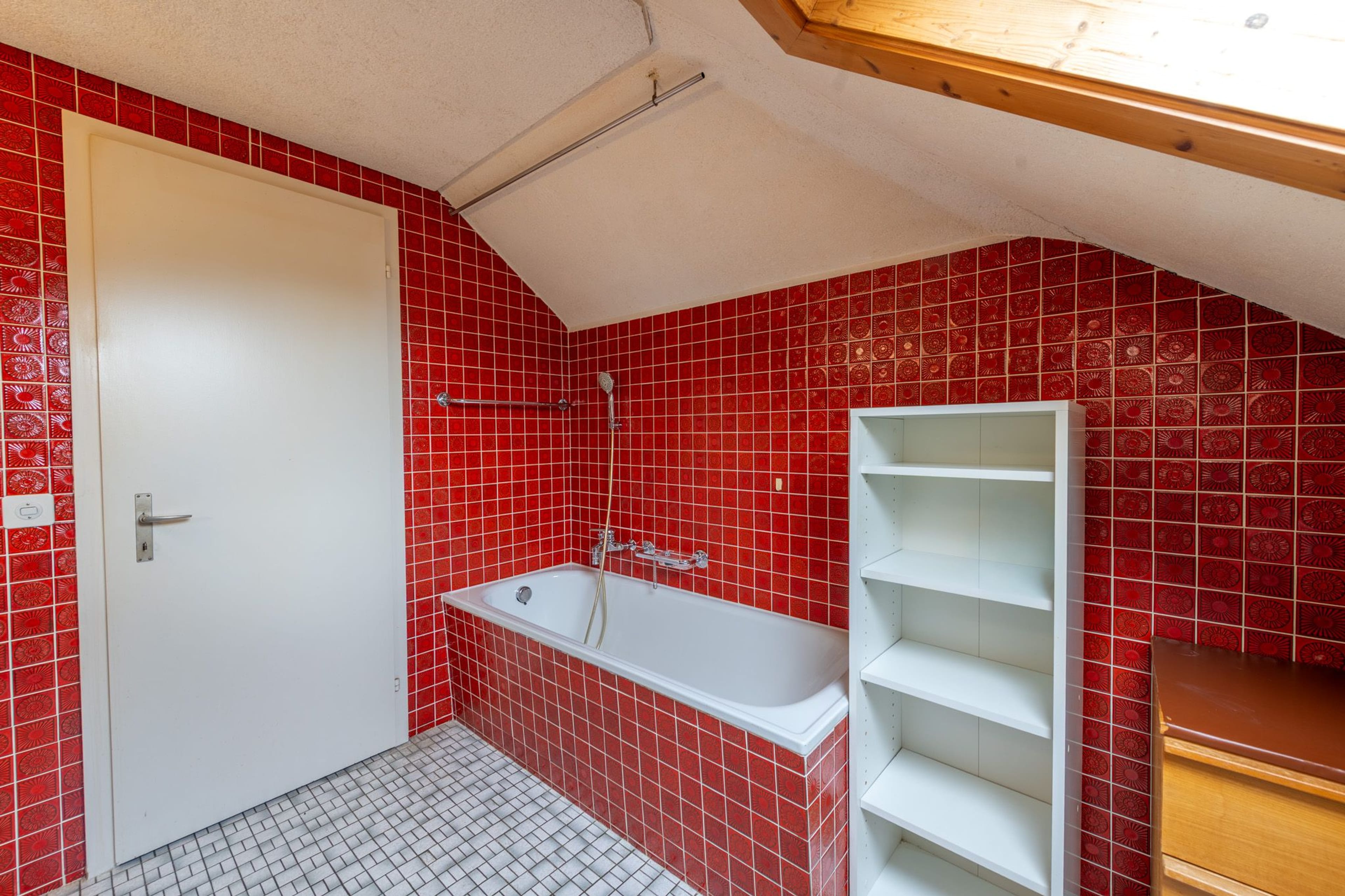 Ihr Rückzugsort mit Weitblick: Freistehendes 6.5-Zimmer-Einfamilienhaus mit Gartenidylle - 14