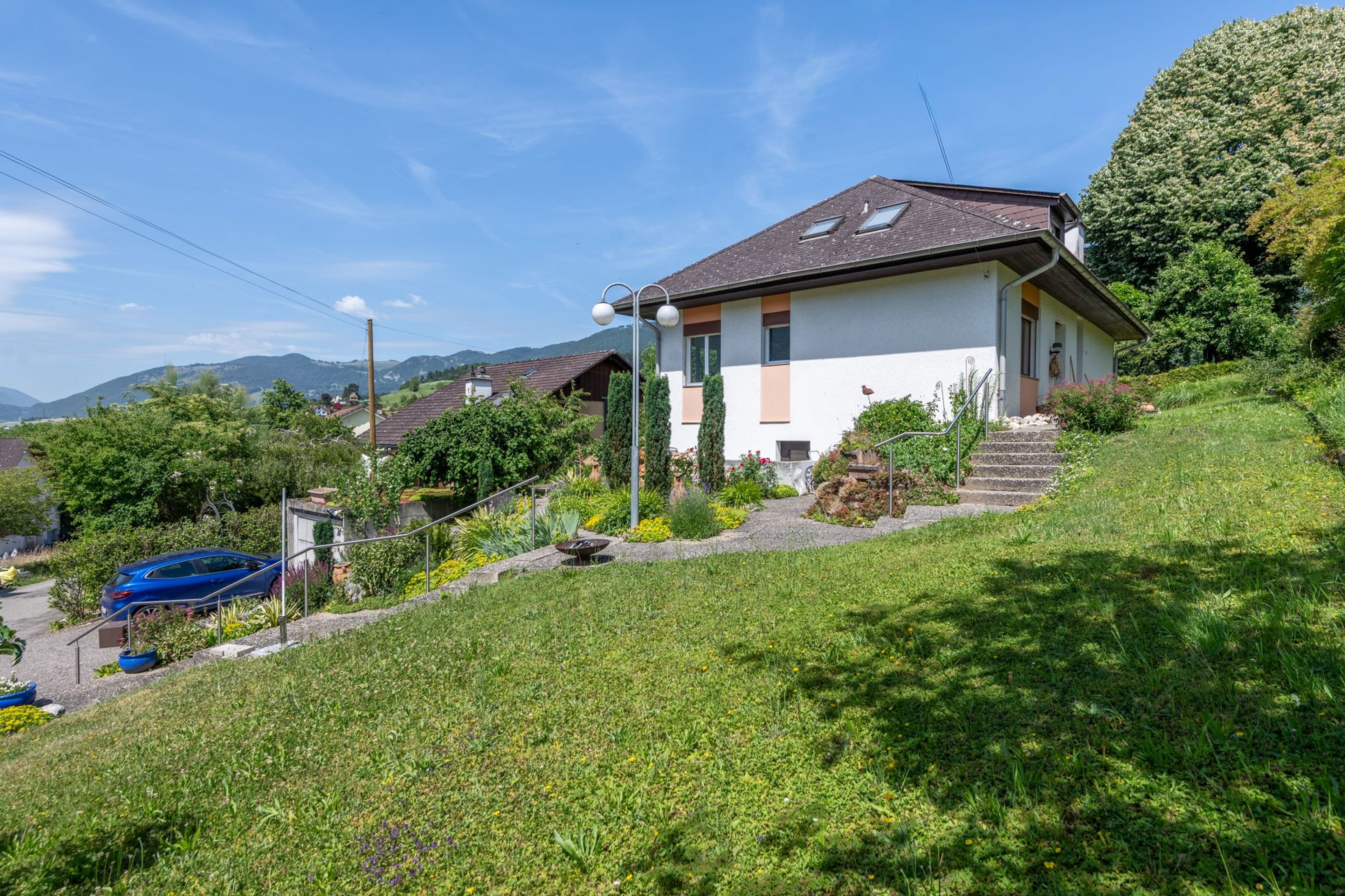 Ihr Rückzugsort mit Weitblick: Freistehendes 6.5-Zimmer-Einfamilienhaus mit Gartenidylle - 25