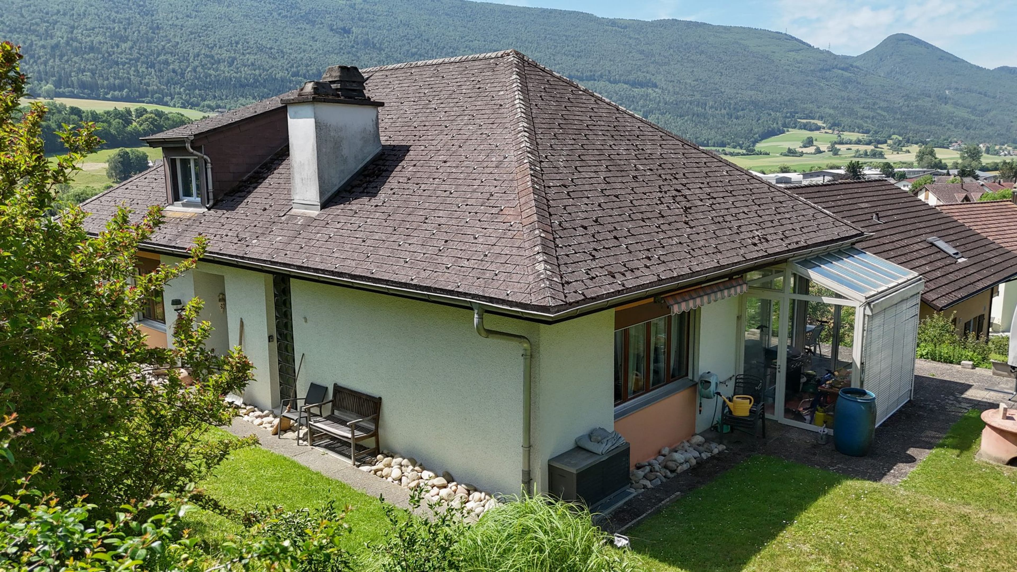 Ihr Rückzugsort mit Weitblick: Freistehendes 6.5-Zimmer-Einfamilienhaus mit Gartenidylle - 24