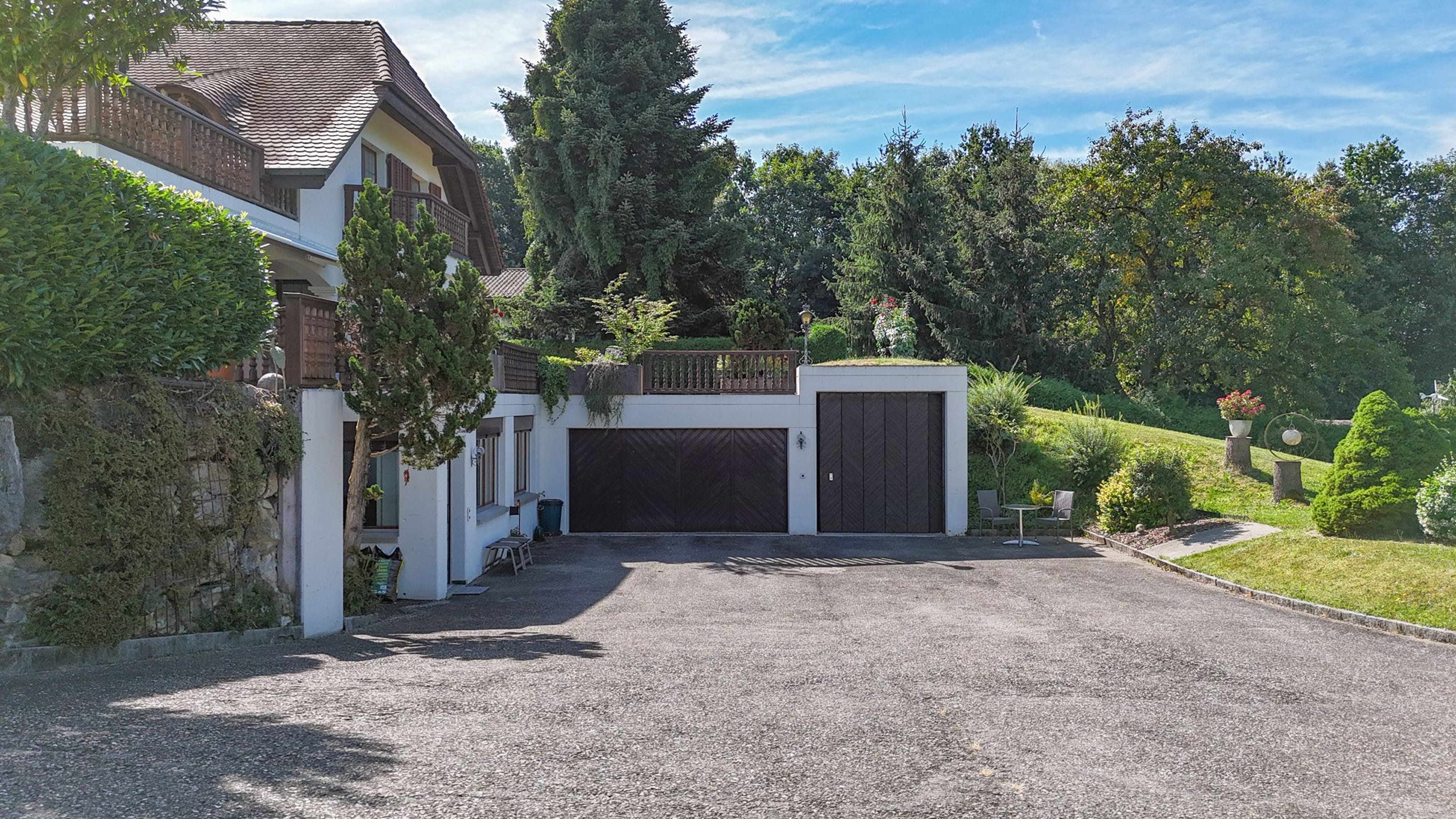 Grosszügiges Einfamilienhaus mit 2’000 m² Grundstück und vielseitigem Nutzungspotenzial - 35