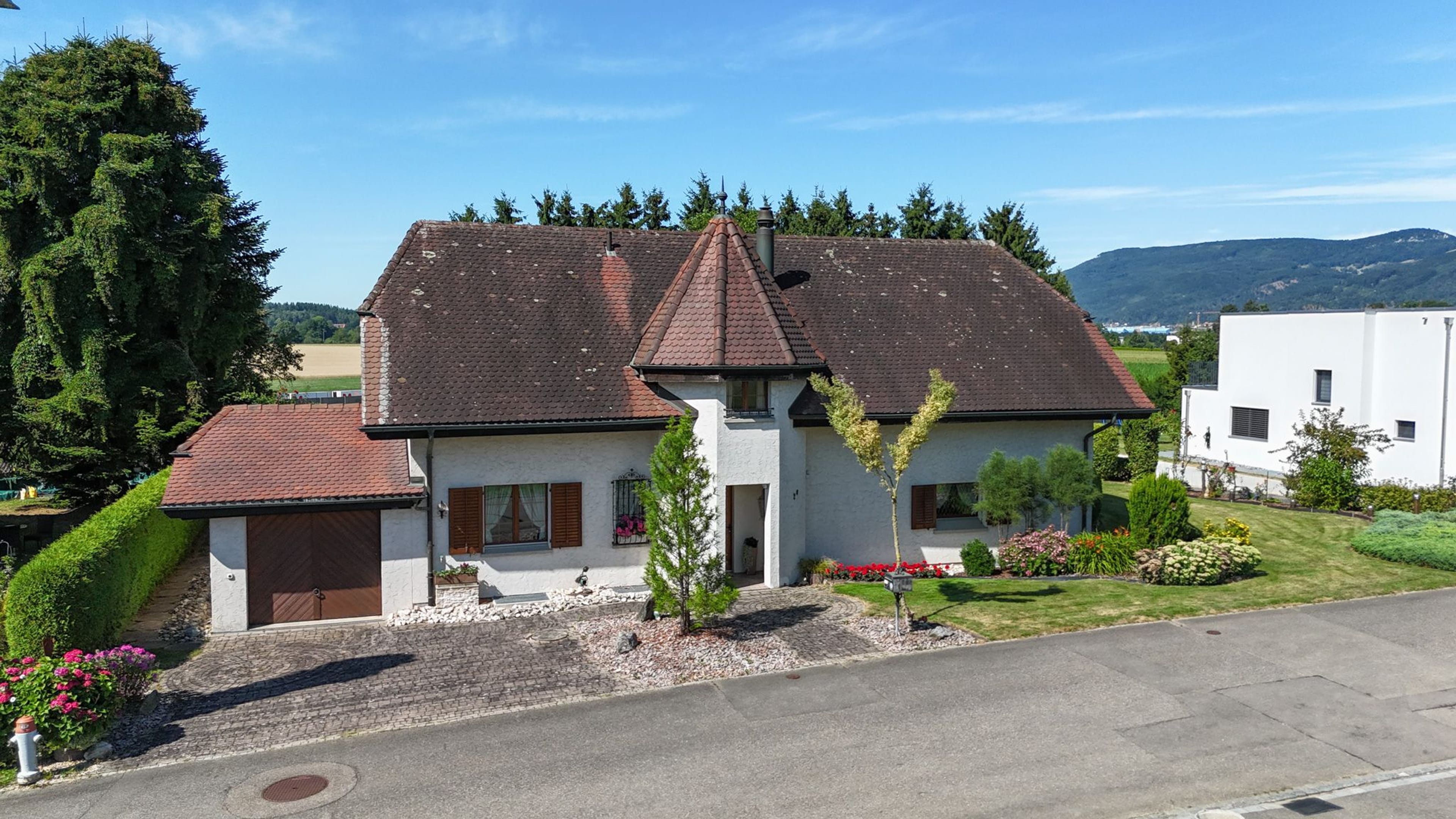 Grosszügiges Einfamilienhaus mit 2’000 m² Grundstück und vielseitigem Nutzungspotenzial - 40