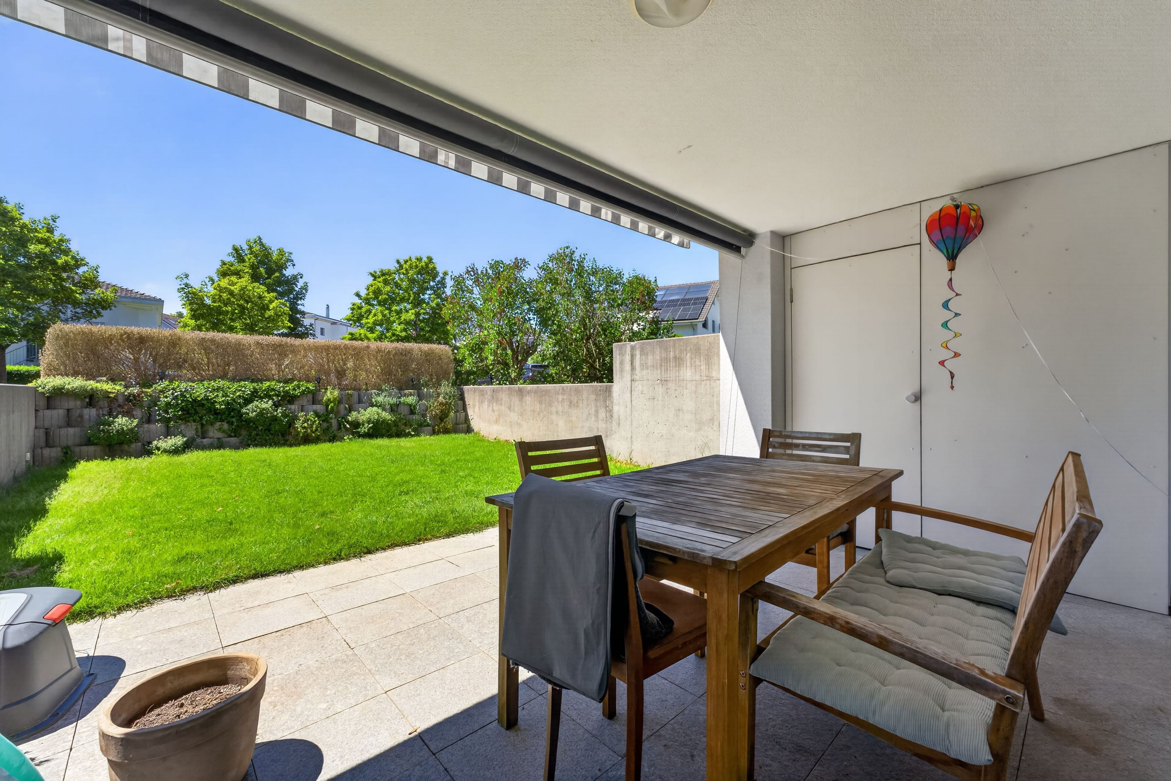 Wohnen wie im eigenen Haus – 5.5-Zimmer mit Garten und grosszügigem Grundriss - Bild 4