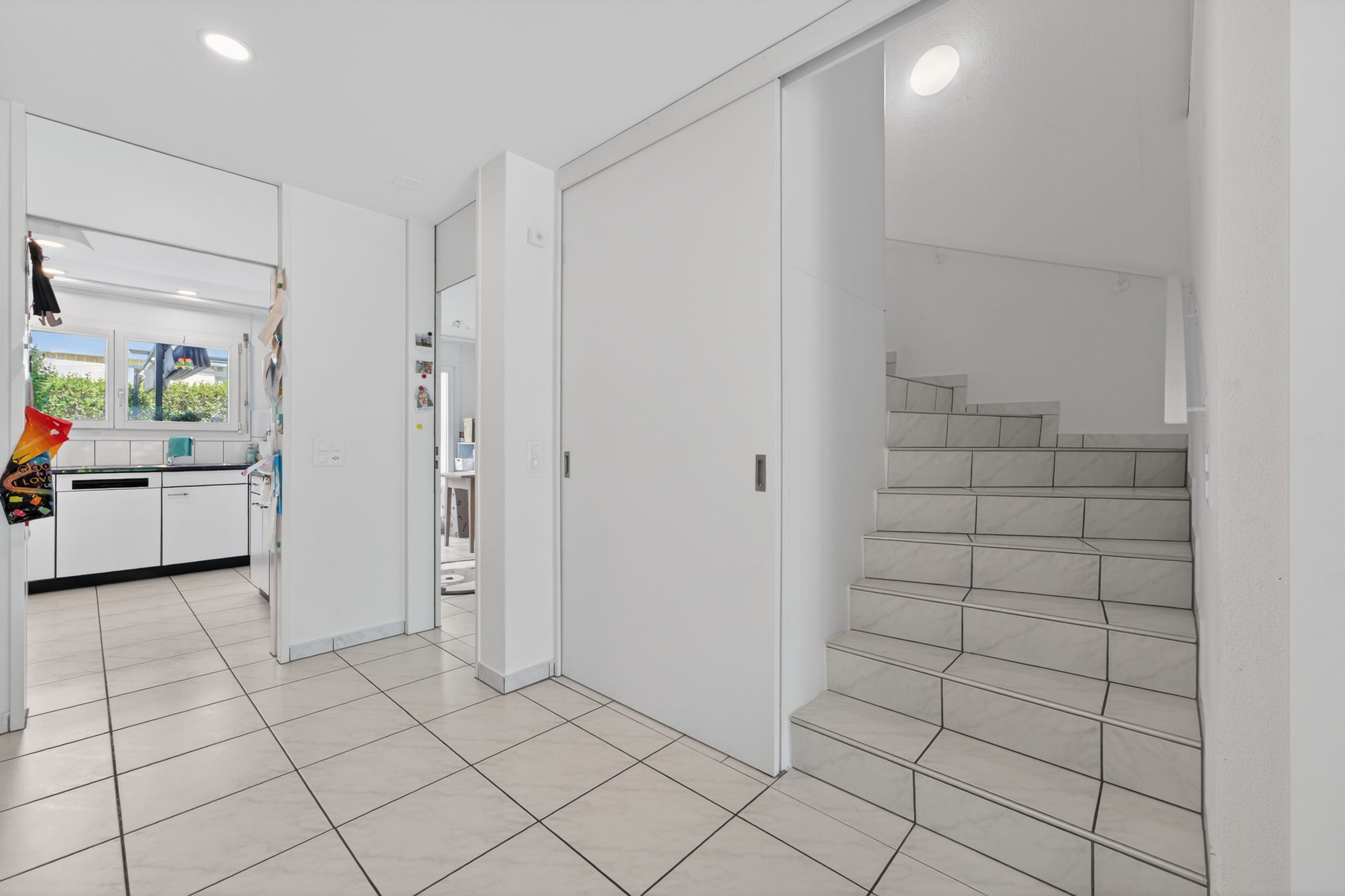 Wohnen wie im eigenen Haus – 5.5-Zimmer mit Garten und grosszügigem Grundriss - 12