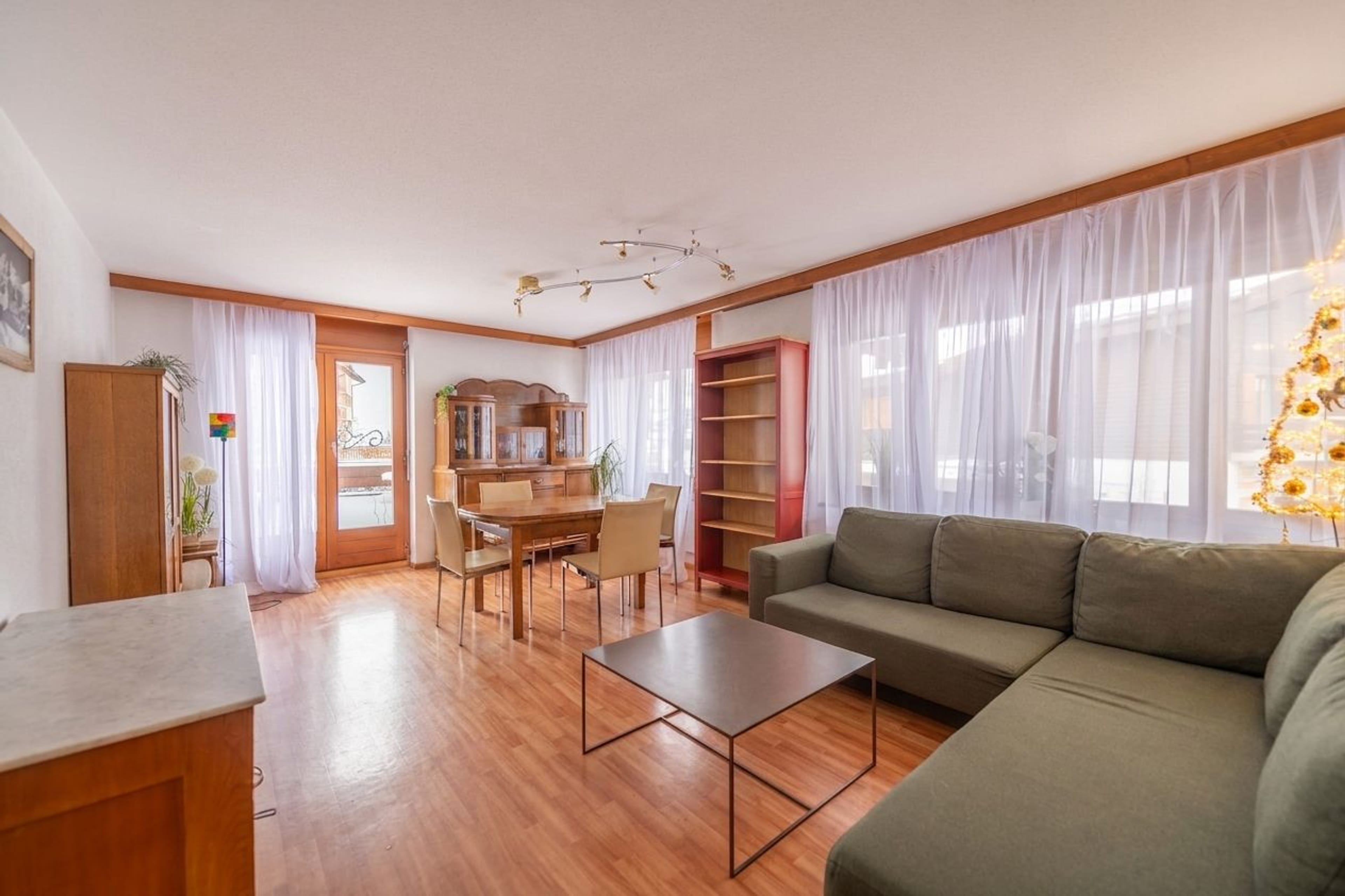 Wohnen mit Bergpanorama – 4.5-Zimmer-Wohnung mit einzigartiger Terrasse - 2