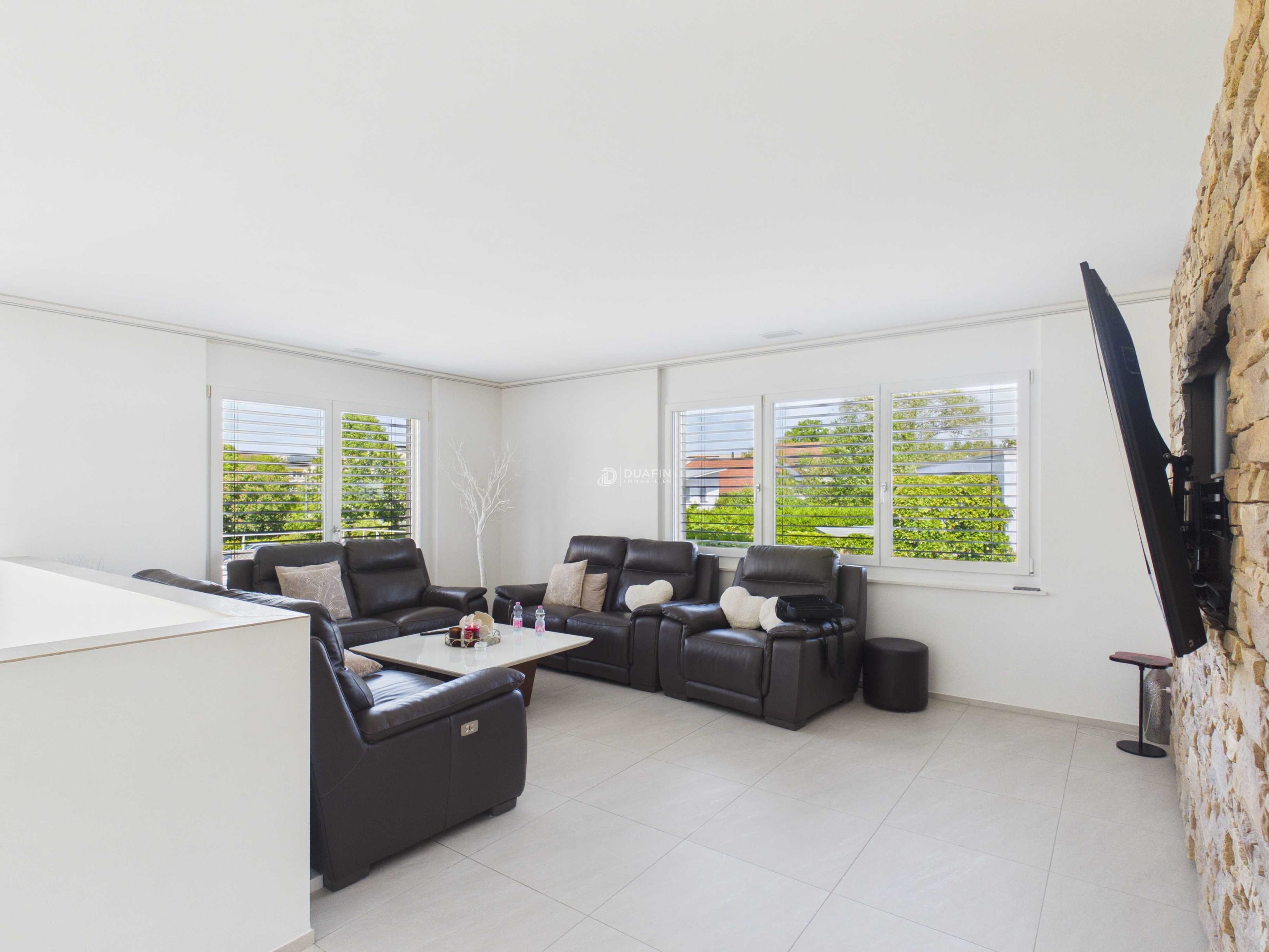 5.5-Zimmer-EFH mit Garten - modern und zentral in Stetten - Bild 4