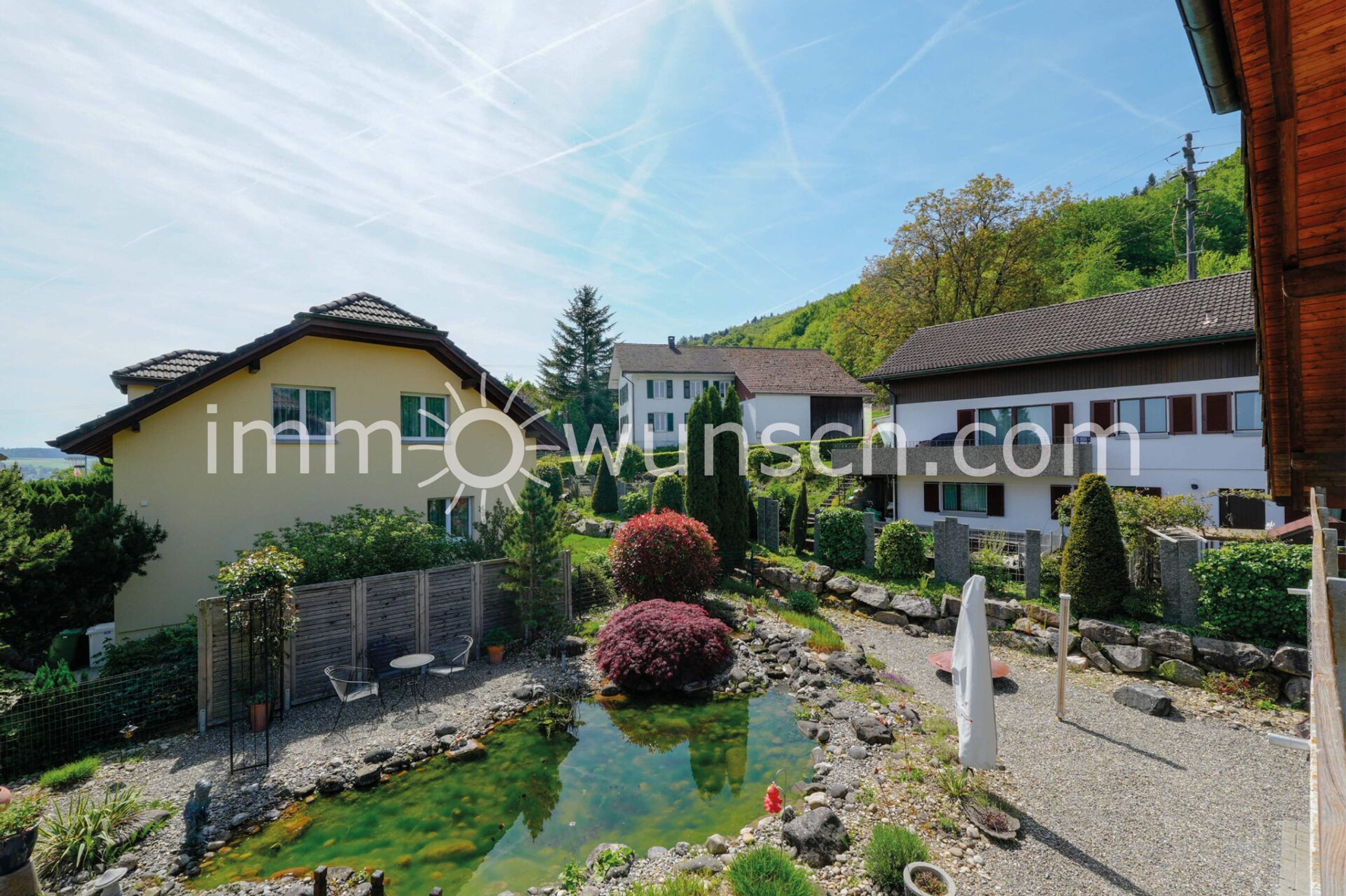 5.5-Zi.-Einfamilienhaus in Pfeffikon LU - Gartenparadies - Bild 2