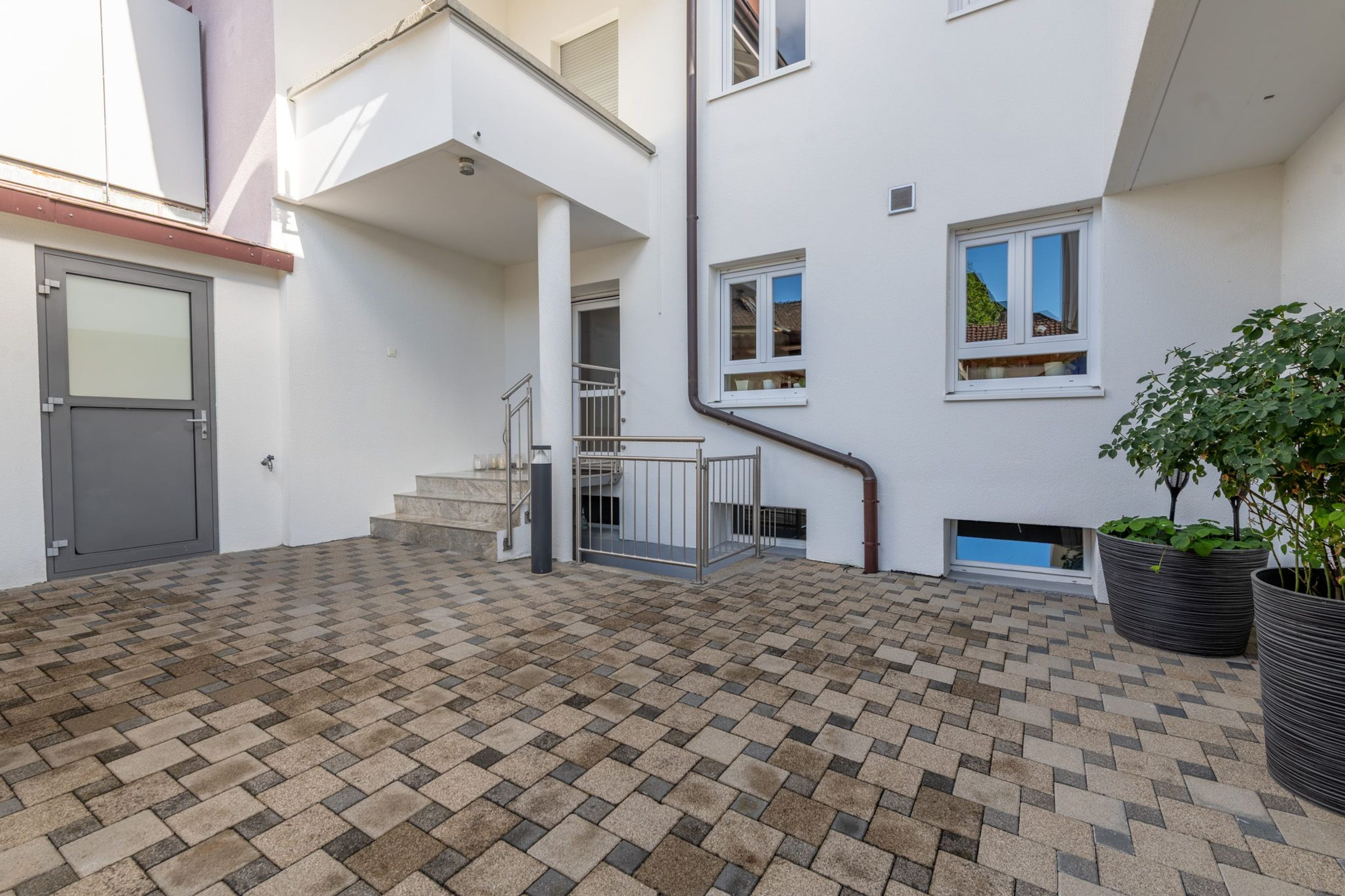 Ein Zuhause zum Wohlfühlen: Stilvoll wohnen mit viel Platz - 24