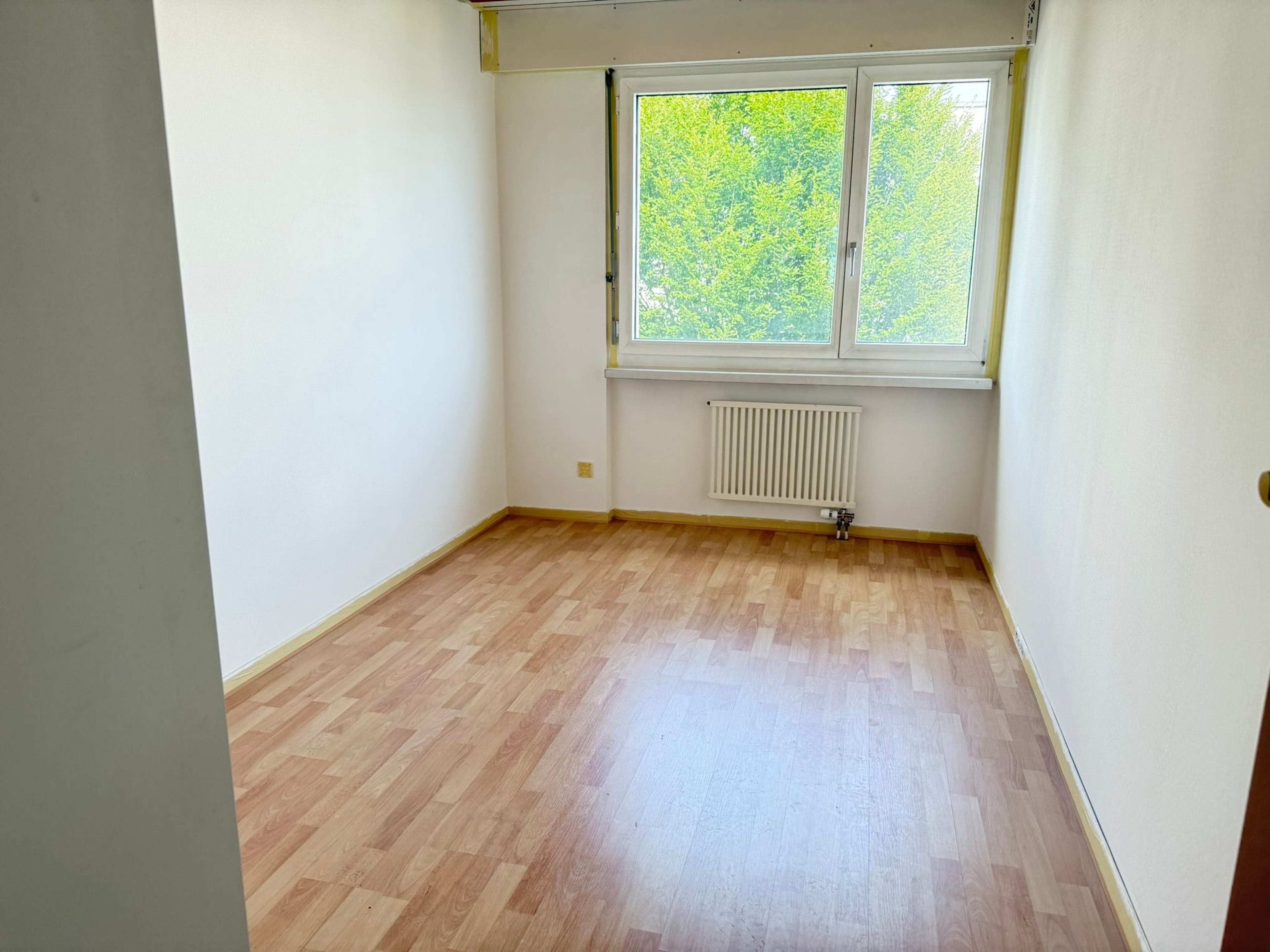 Nähe Bahnhof, Einkaufszentrum 4.5 WHG mit Bastelraum - 8