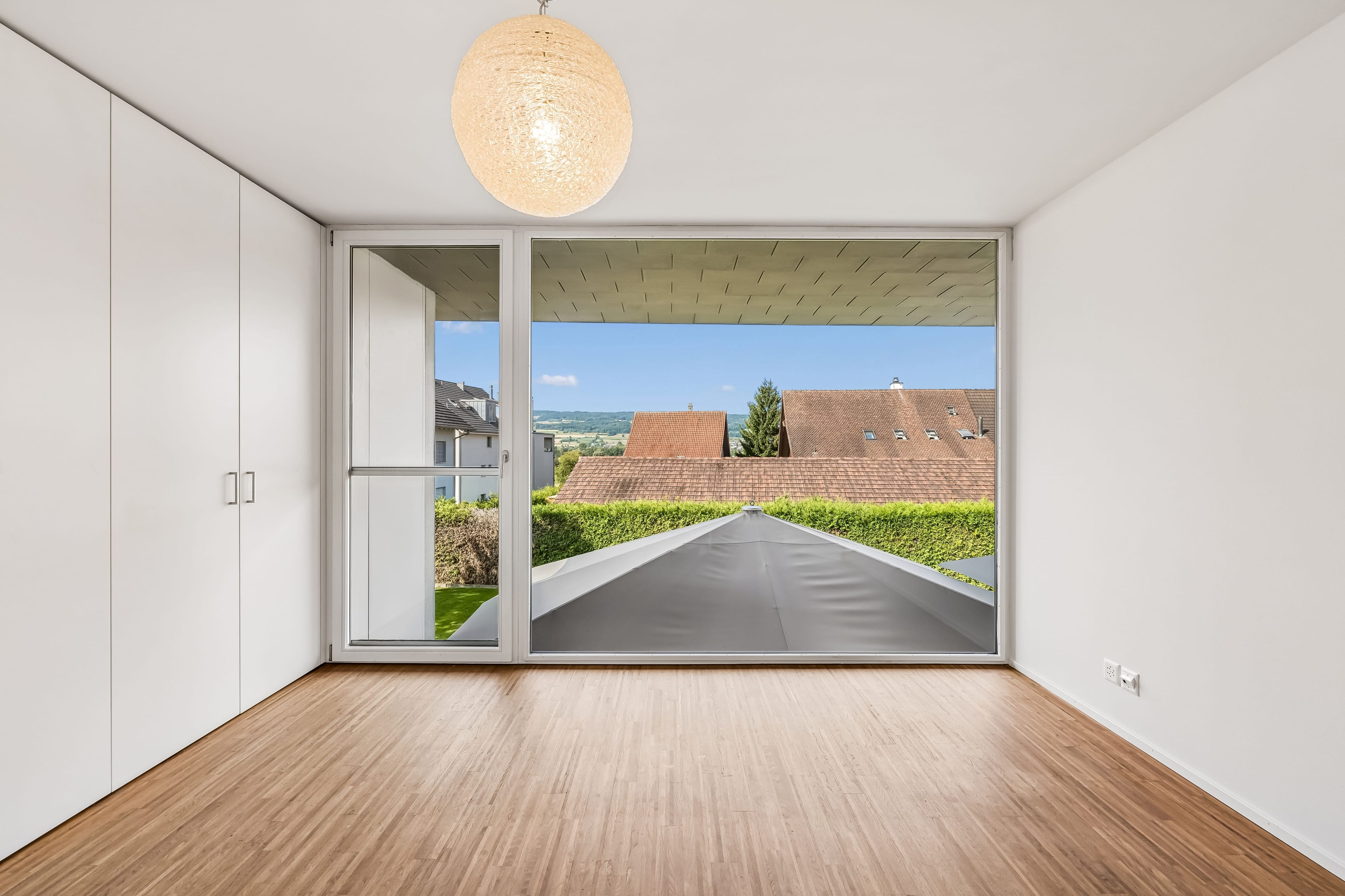 Wohnen wie im Ferienresort – Architektenhaus mit Pool und Garten - 19