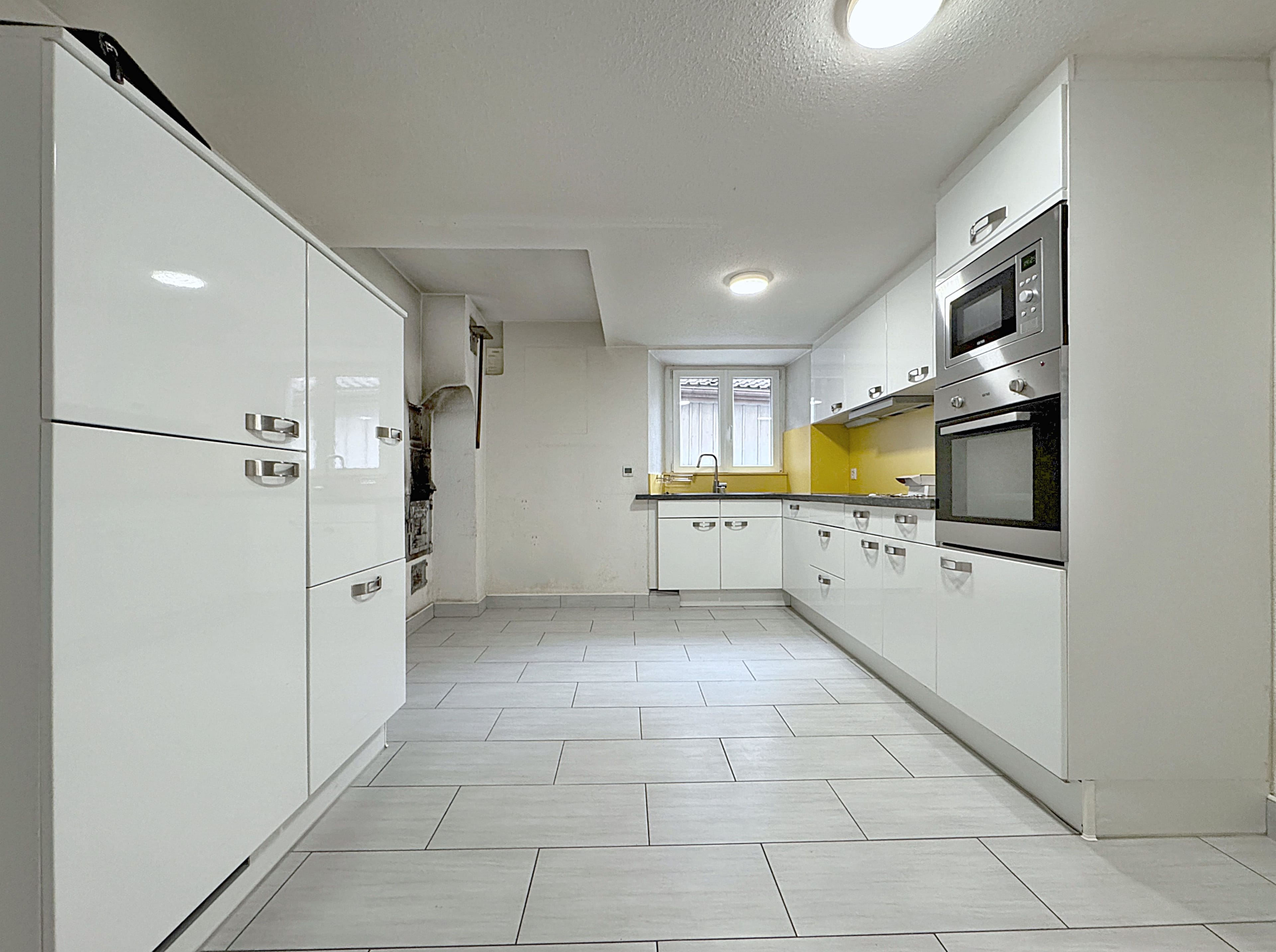 Frisch sanierte 5.5-Zimmer-Maisonette mit Laube in Netstal - 4