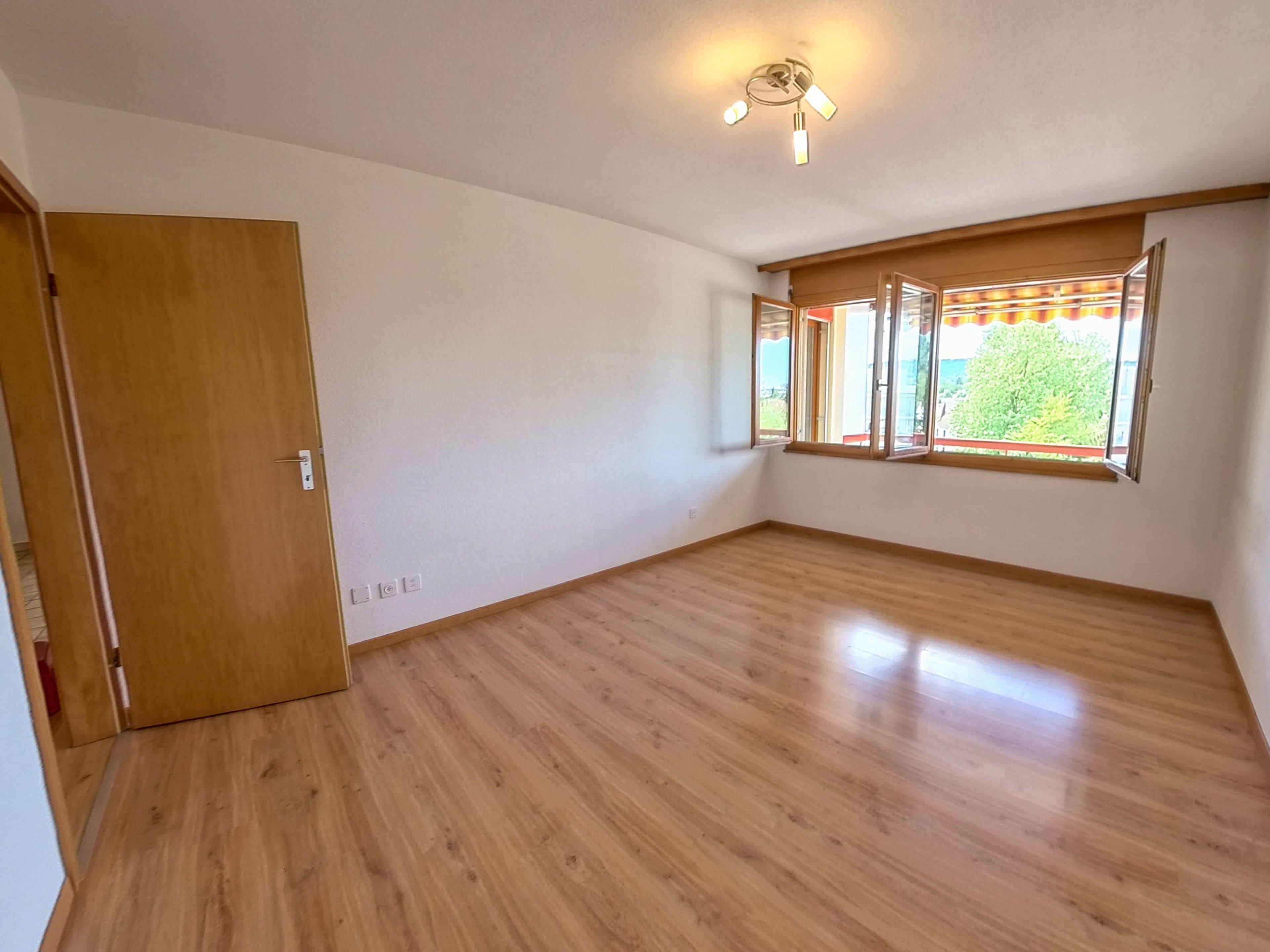 Zentral wohnen in Wohlen: Helle 3½-Zimmer-Wohnung mit Balkon - 9