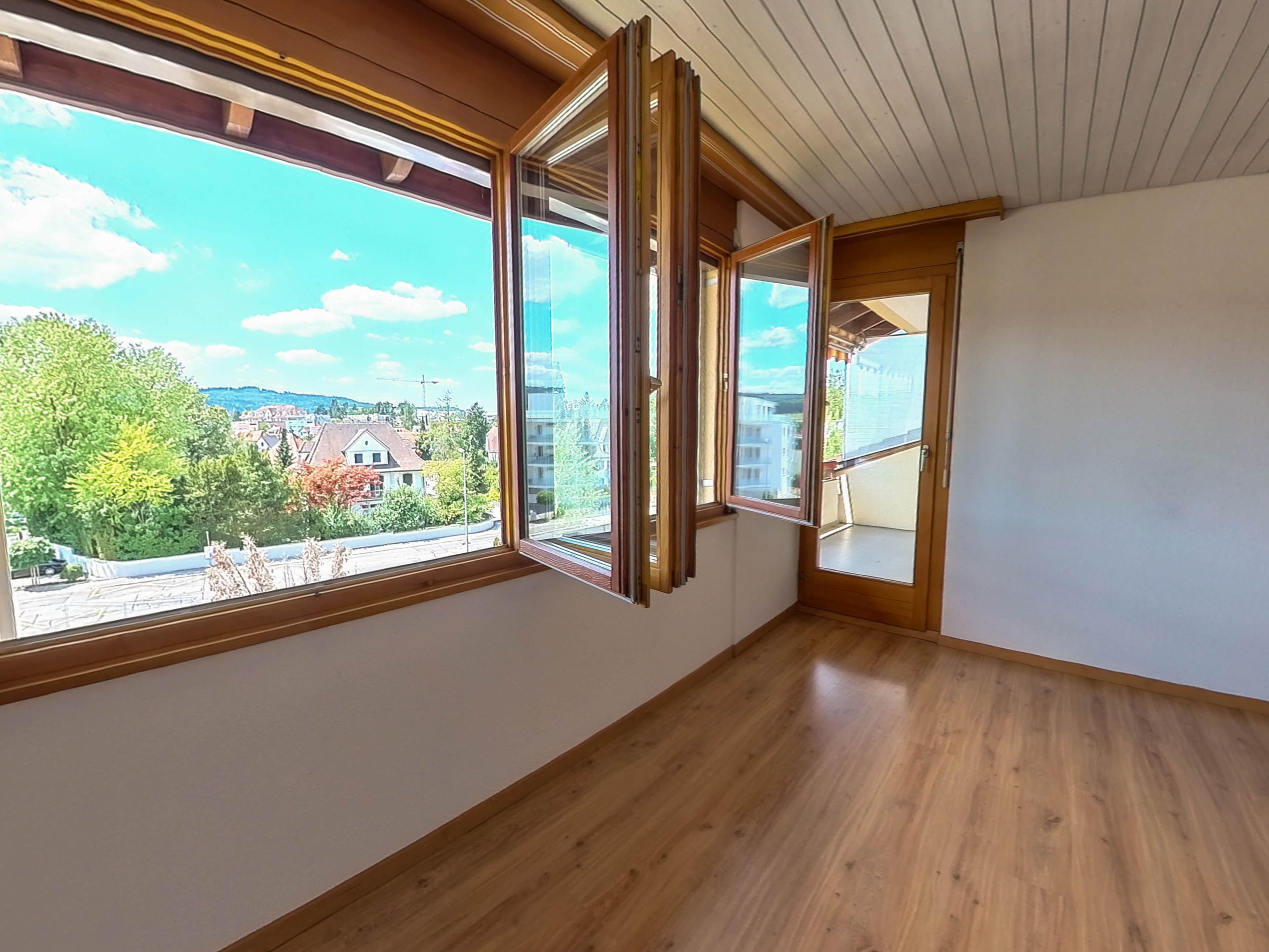 Zentral wohnen in Wohlen: Helle 3½-Zimmer-Wohnung mit Balkon - 4