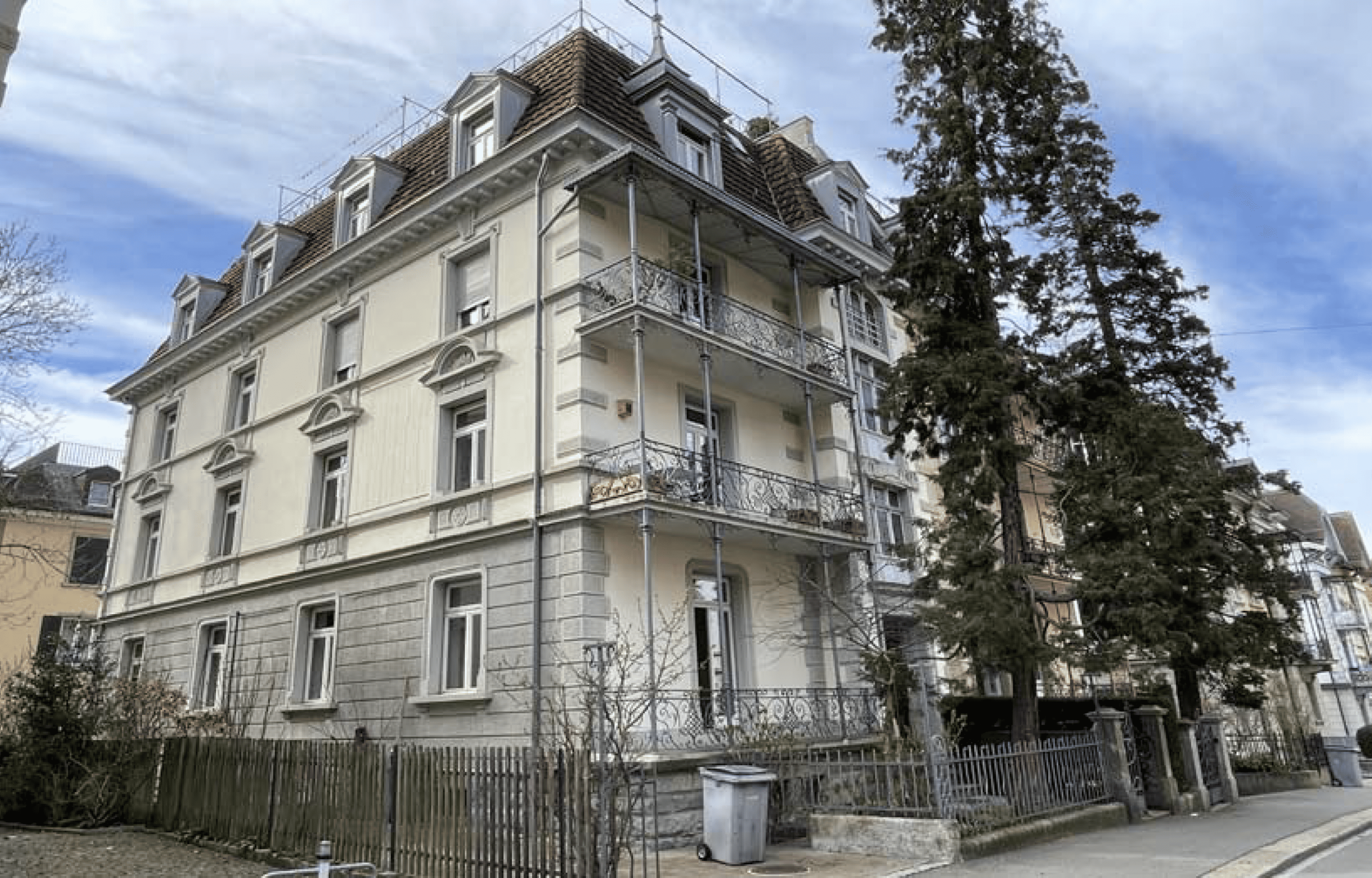 MFH mit 4 Einheiten und Dachterrasse in Zürich 8032 kaufen