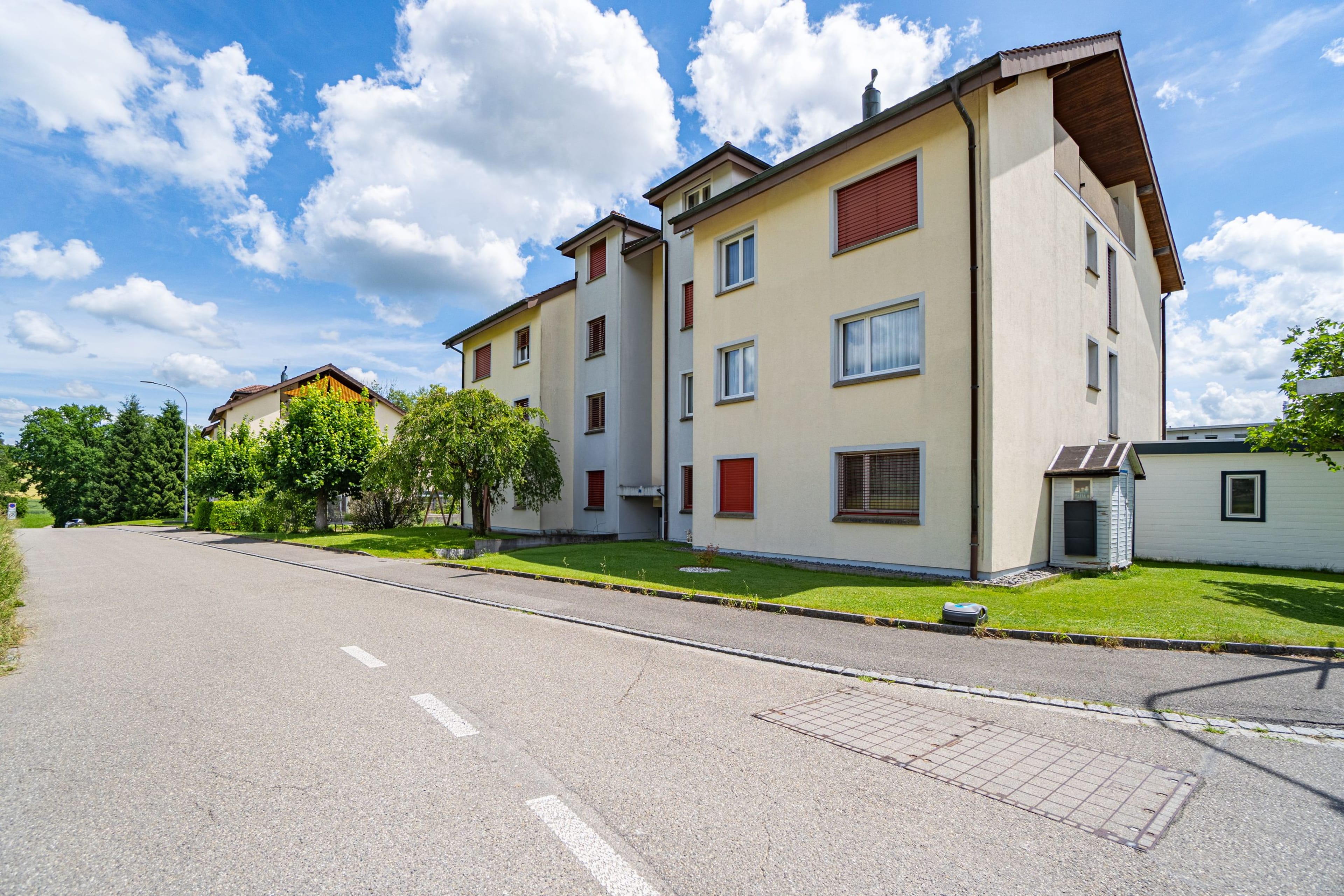4.5-Zimmerwohnung mit Balkon in ruhiger Lage - 1
