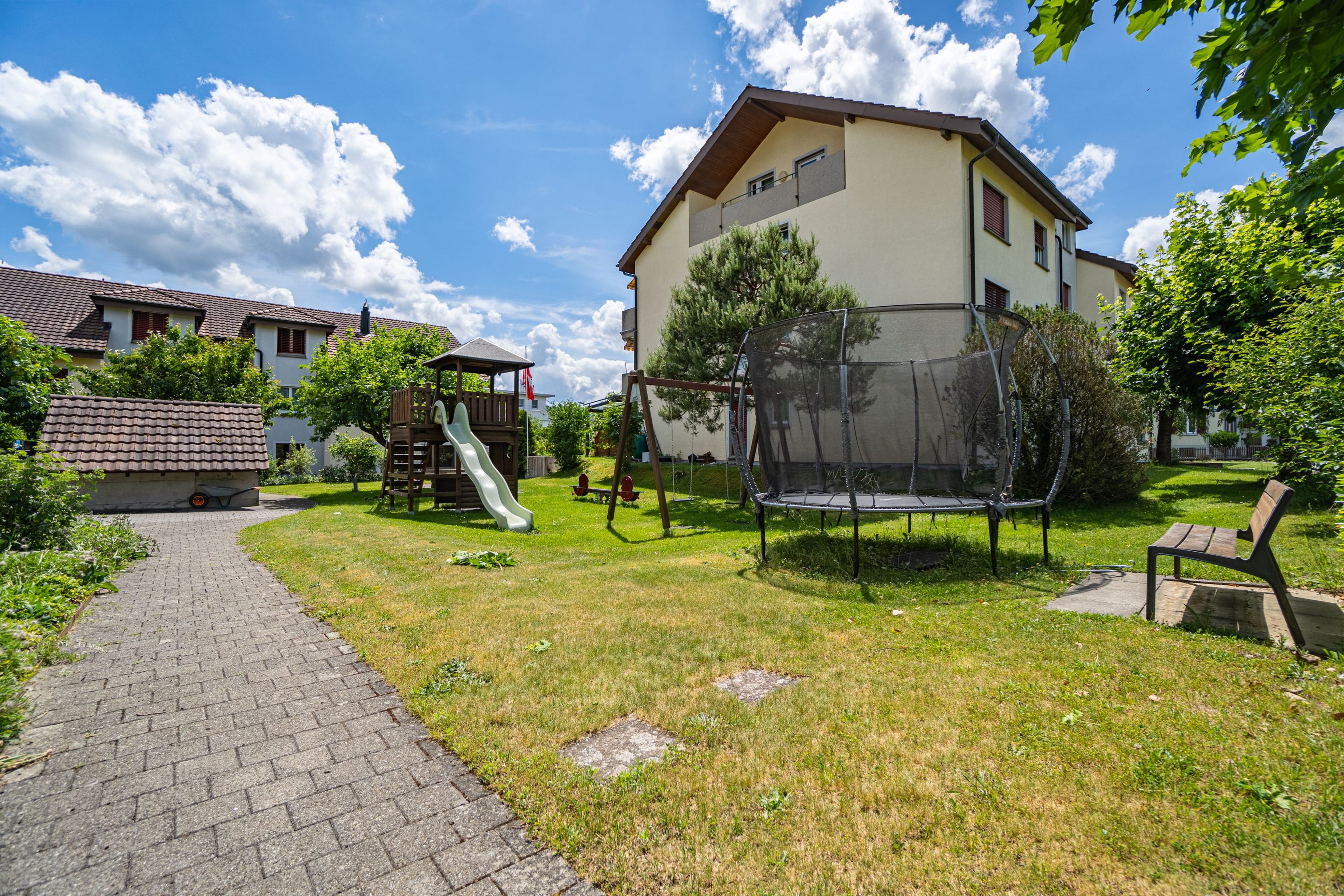 4.5-Zimmerwohnung mit Balkon in ruhiger Lage - 18