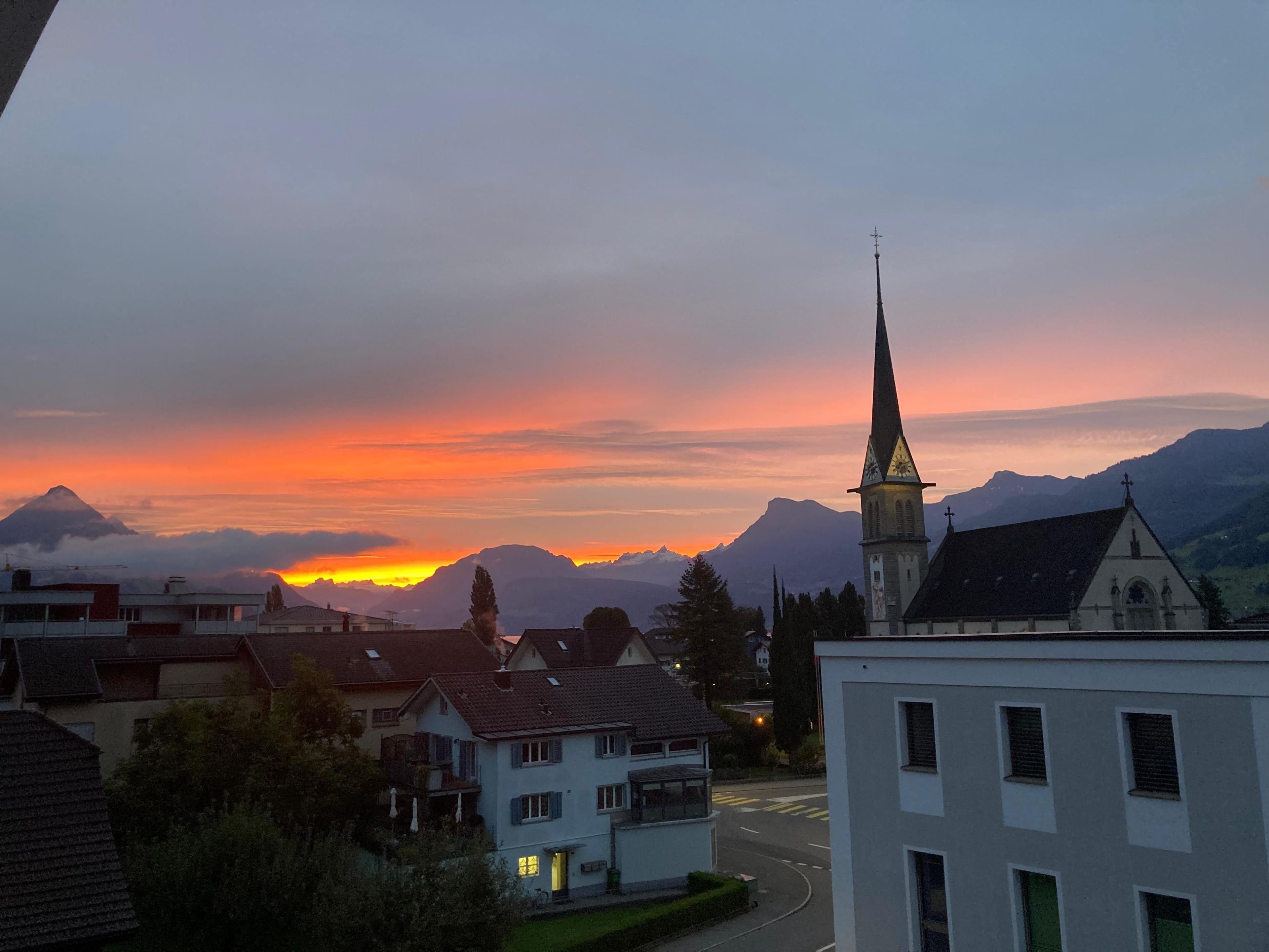 Moderne 4.5-Zi.-Wohnung mit grossem Balkon in Ennetbürgen mieten - 10