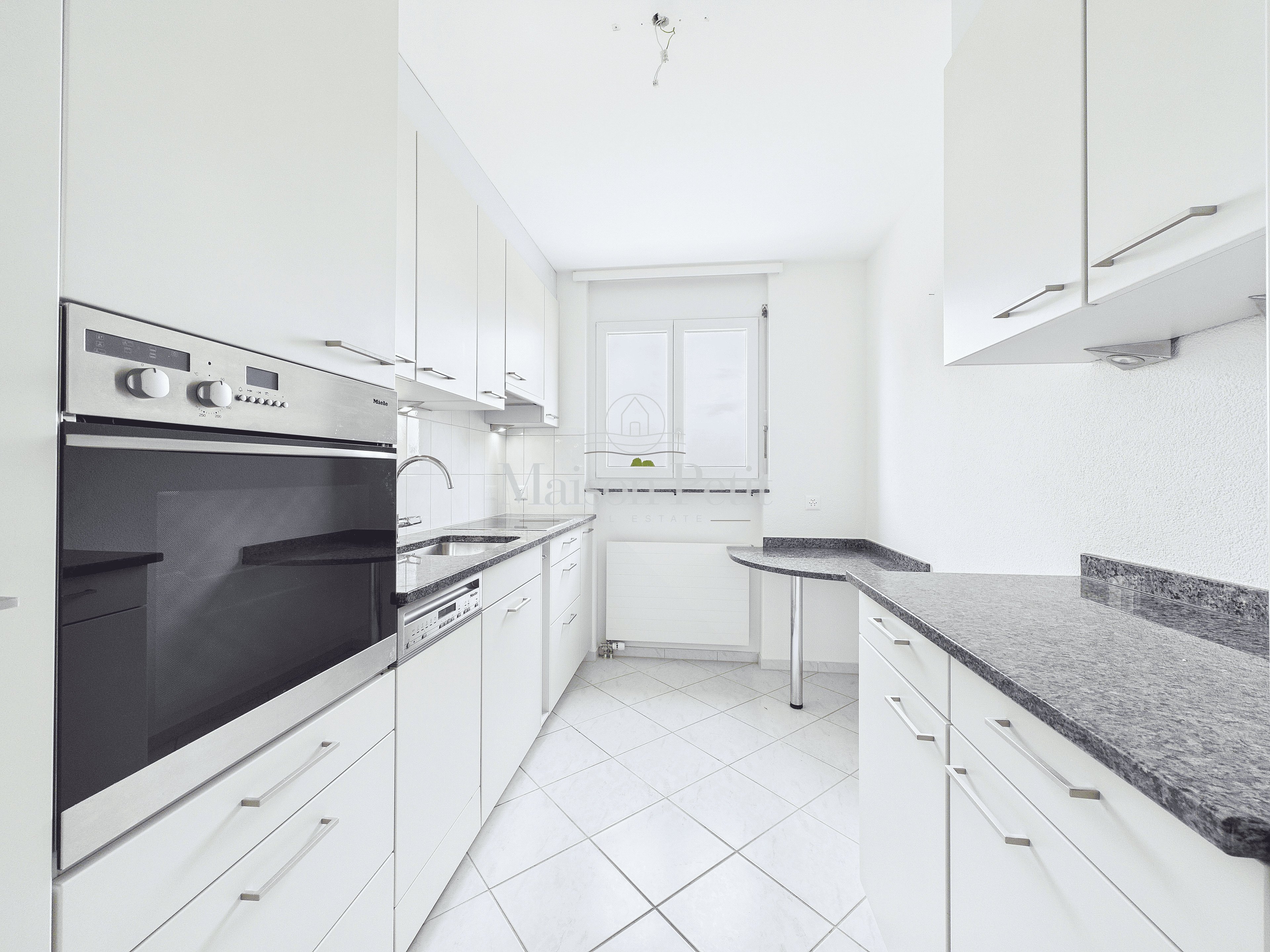3,5 Zimmer Wohnung - klein im Auftritt, gross im Charakter - 9