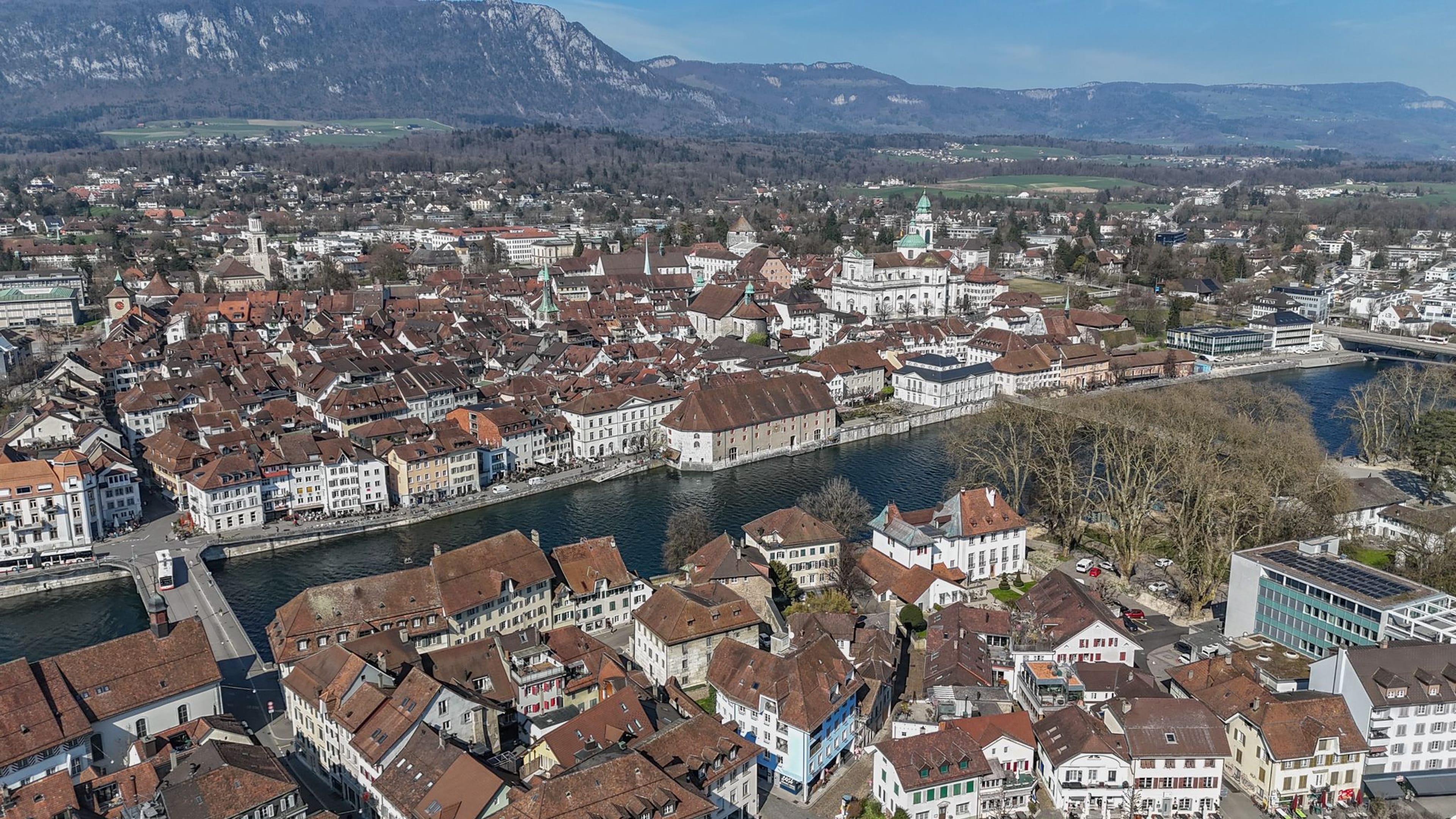 Attraktive Investitionsmöglichkeit: Wohn- und Geschäftsliegenschaften in der Stadt Solothurn - Bild 1