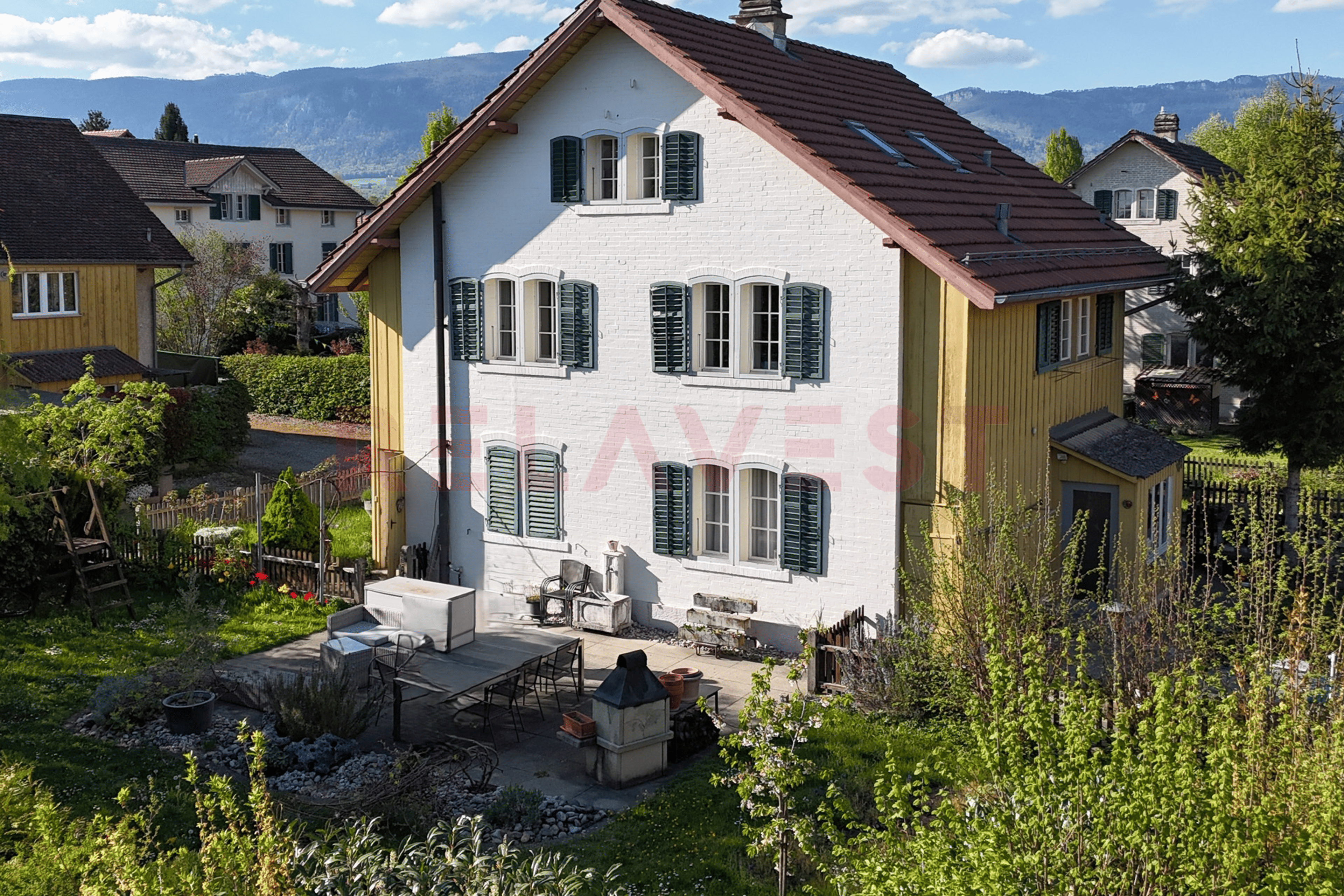 Derendingen: 2-Familienhaus mit grossem Garten, 9.5 Zimmer - 1
