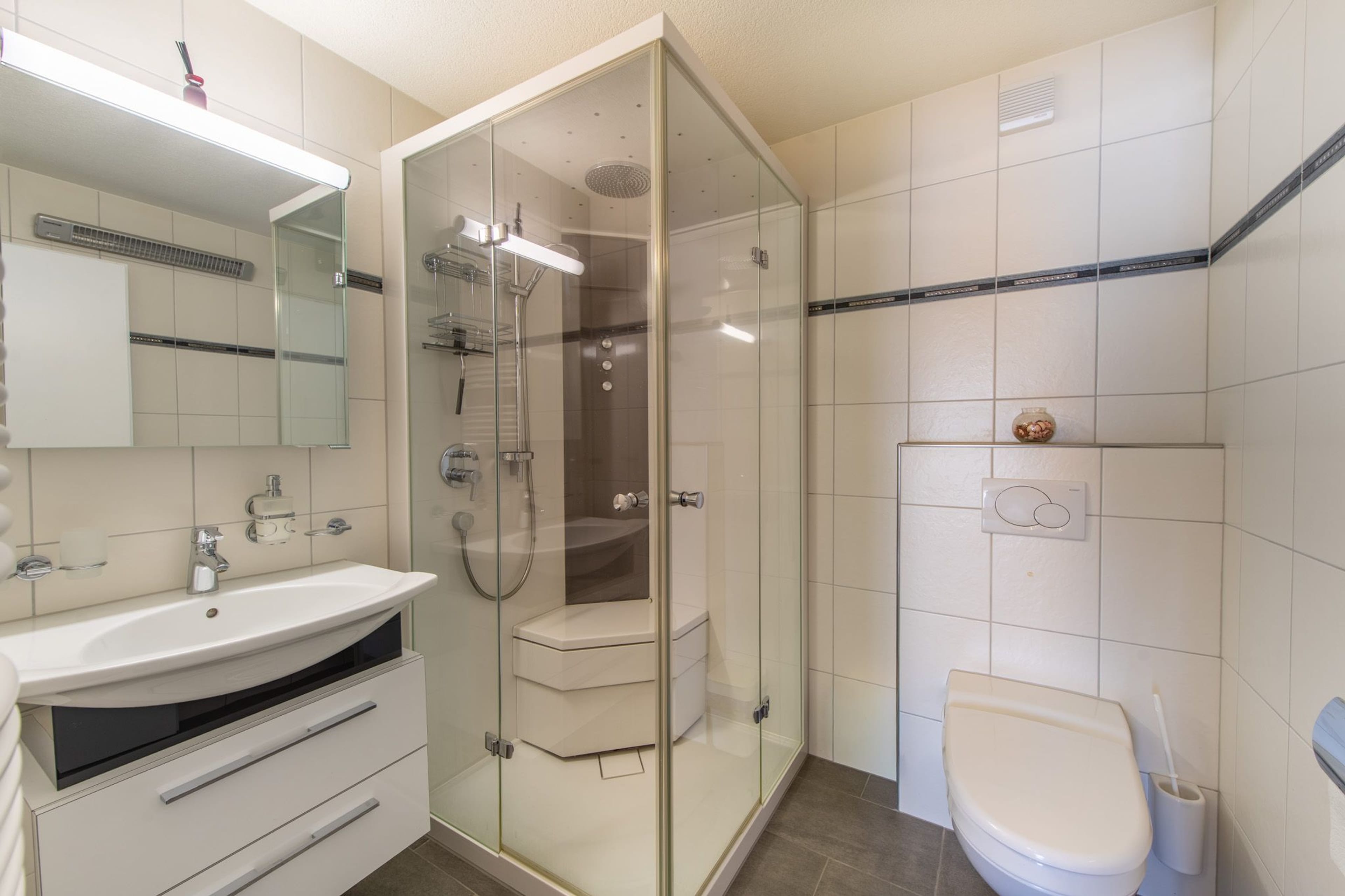 Wohnen mit Potenzial: Exklusives Zuhause mit Vielzweck-Anbau in traumhafter Lage - 8