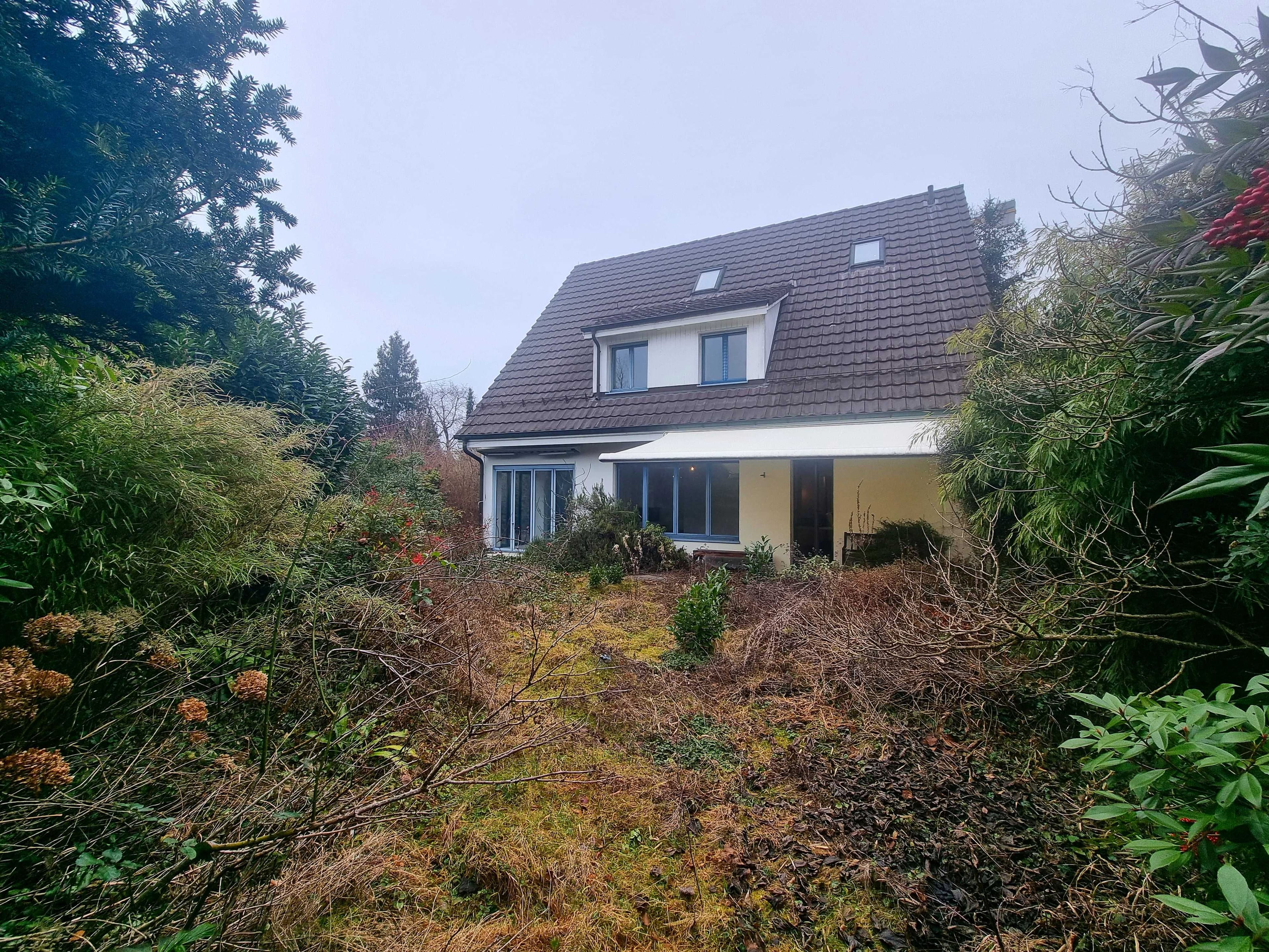 10-Zimmer-Villa mit Bergsicht und Wintergarten in Riehen kaufen - 10