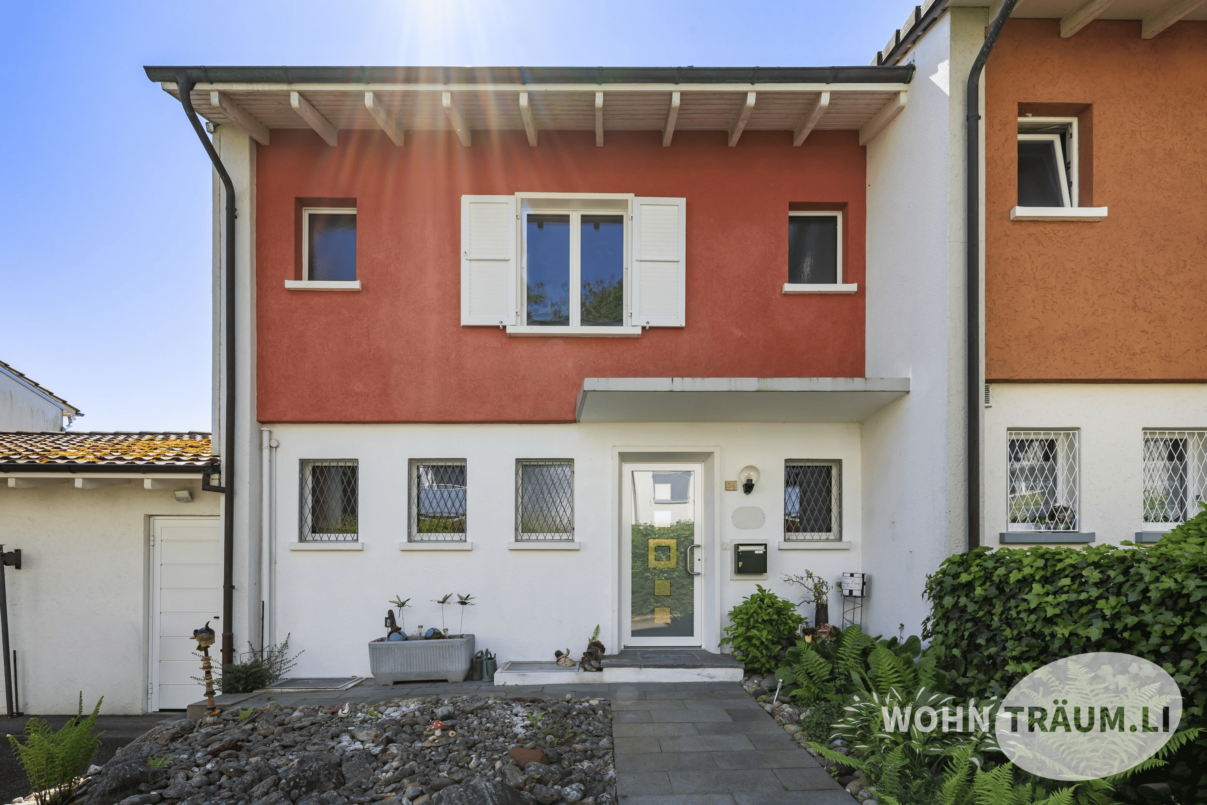 Kleines, aber feines 4-Zimmer-Doppeleinfamilienhaus mit gepflegtem Garten - Bild 2