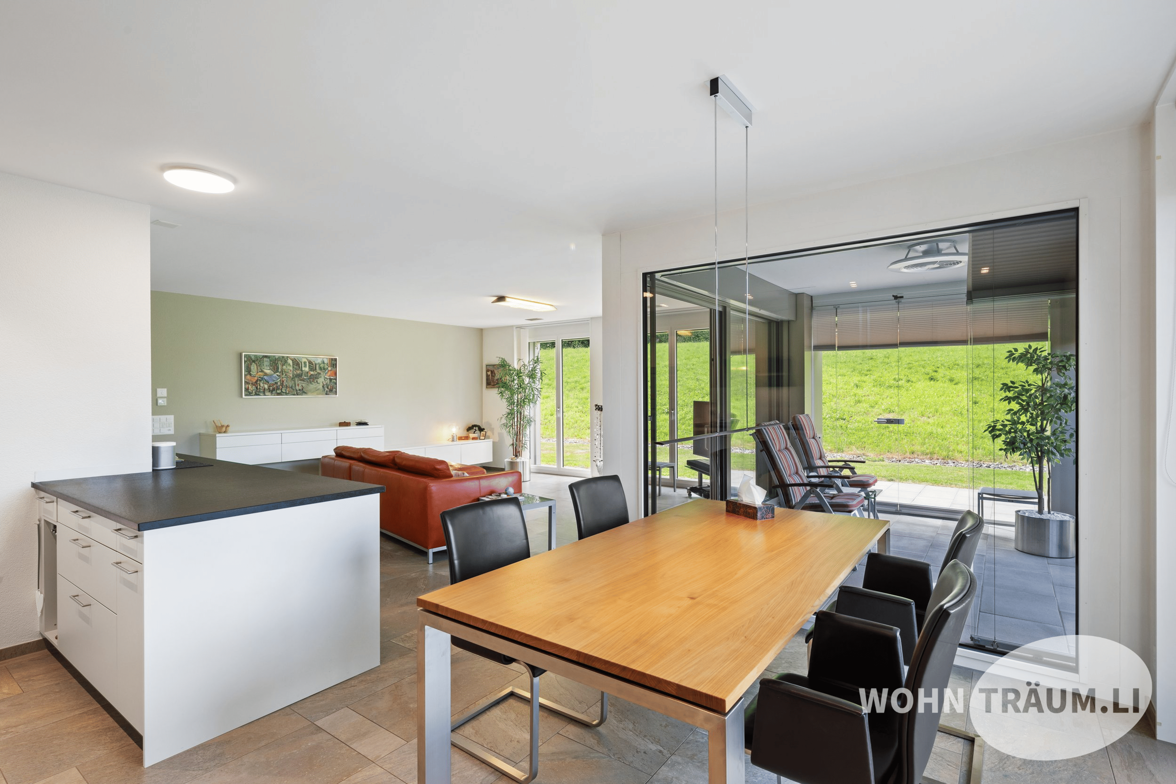 4½-Zimmer Gartenwohnung mit verglastem Sitzplatz in Olten - Bild 1