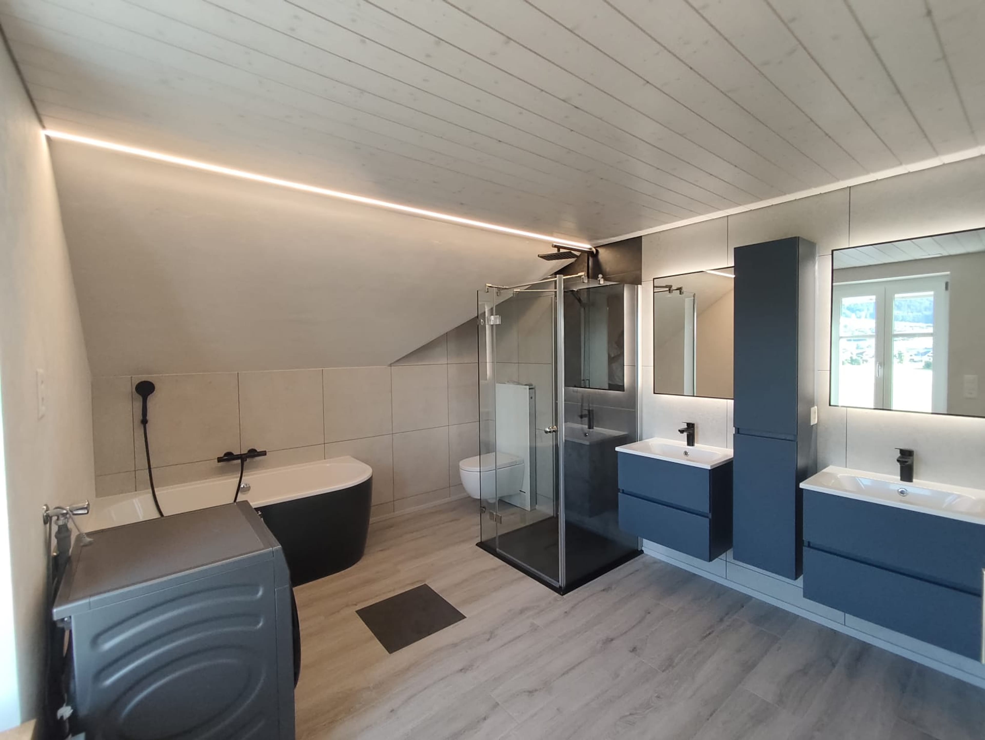 2.5-Zi. Dachwohnung mit Cheminée in Siebnen mieten - 4