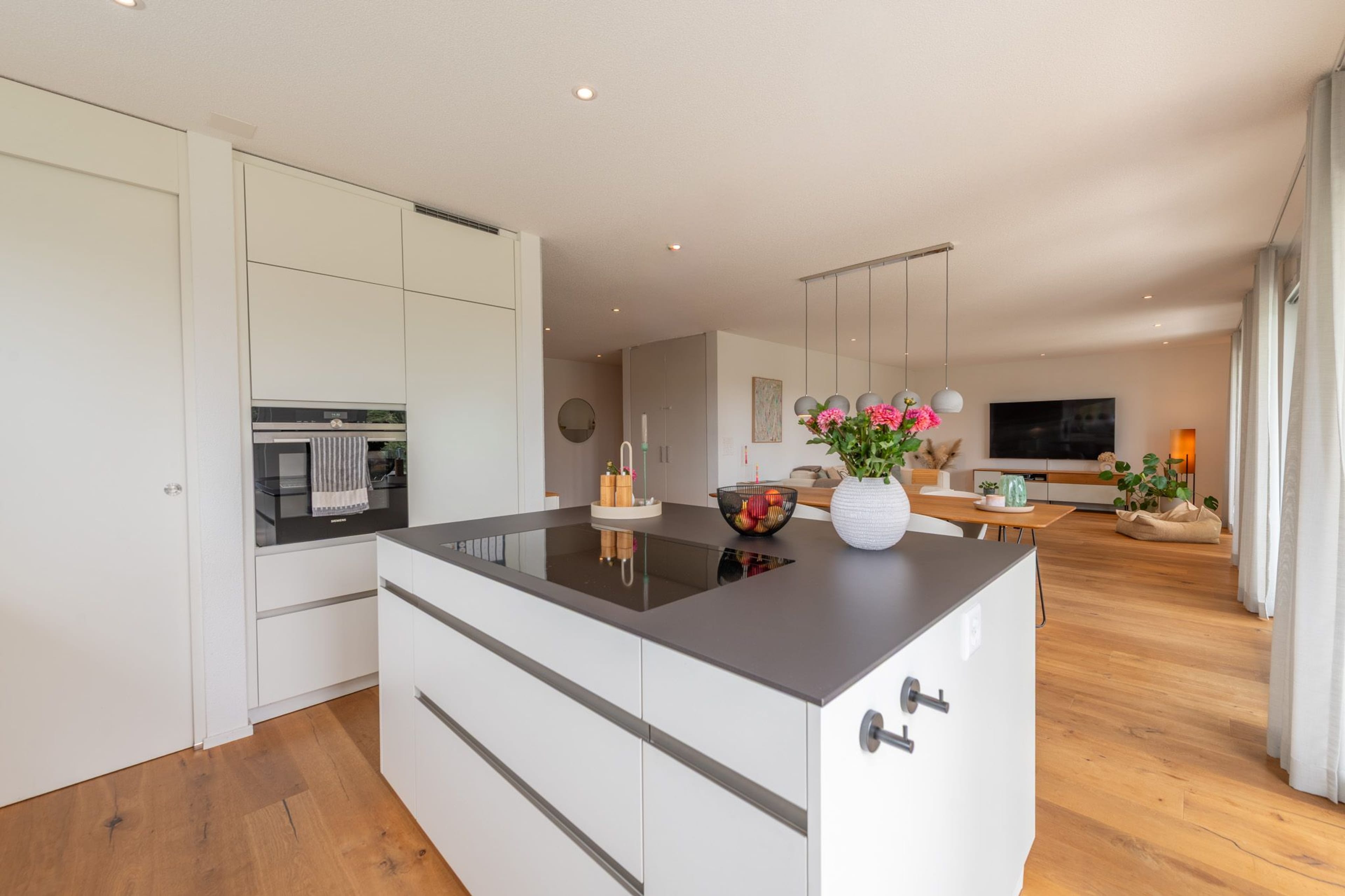 Moderne, lichtdurchflutete Gartenwohnung mit Terrasse & privatem Grünparadies - 5