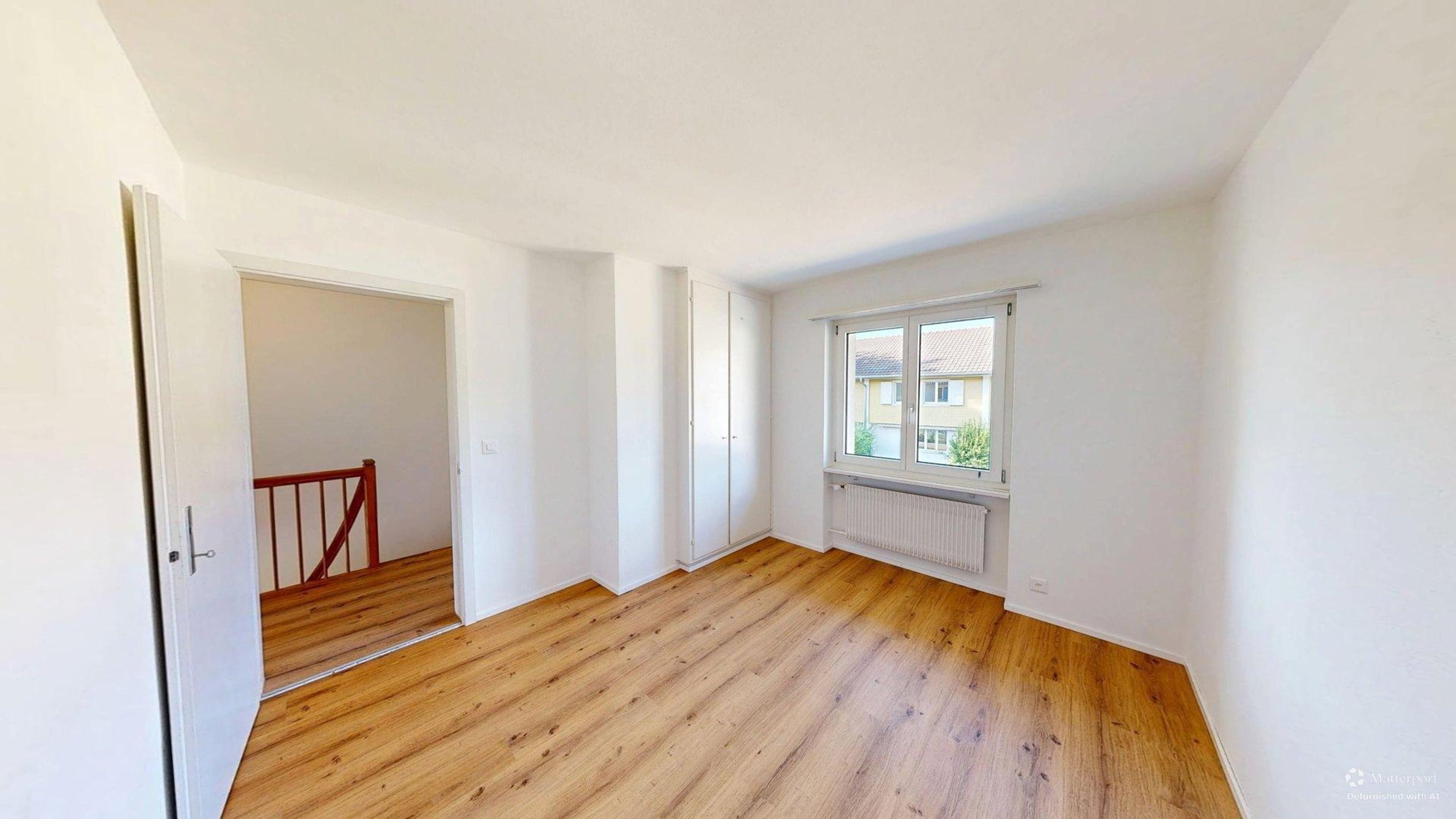 Frisch saniert – 4.5-Zi.-Reihenmittelhaus mit Garten und Terrasse - Bild 6