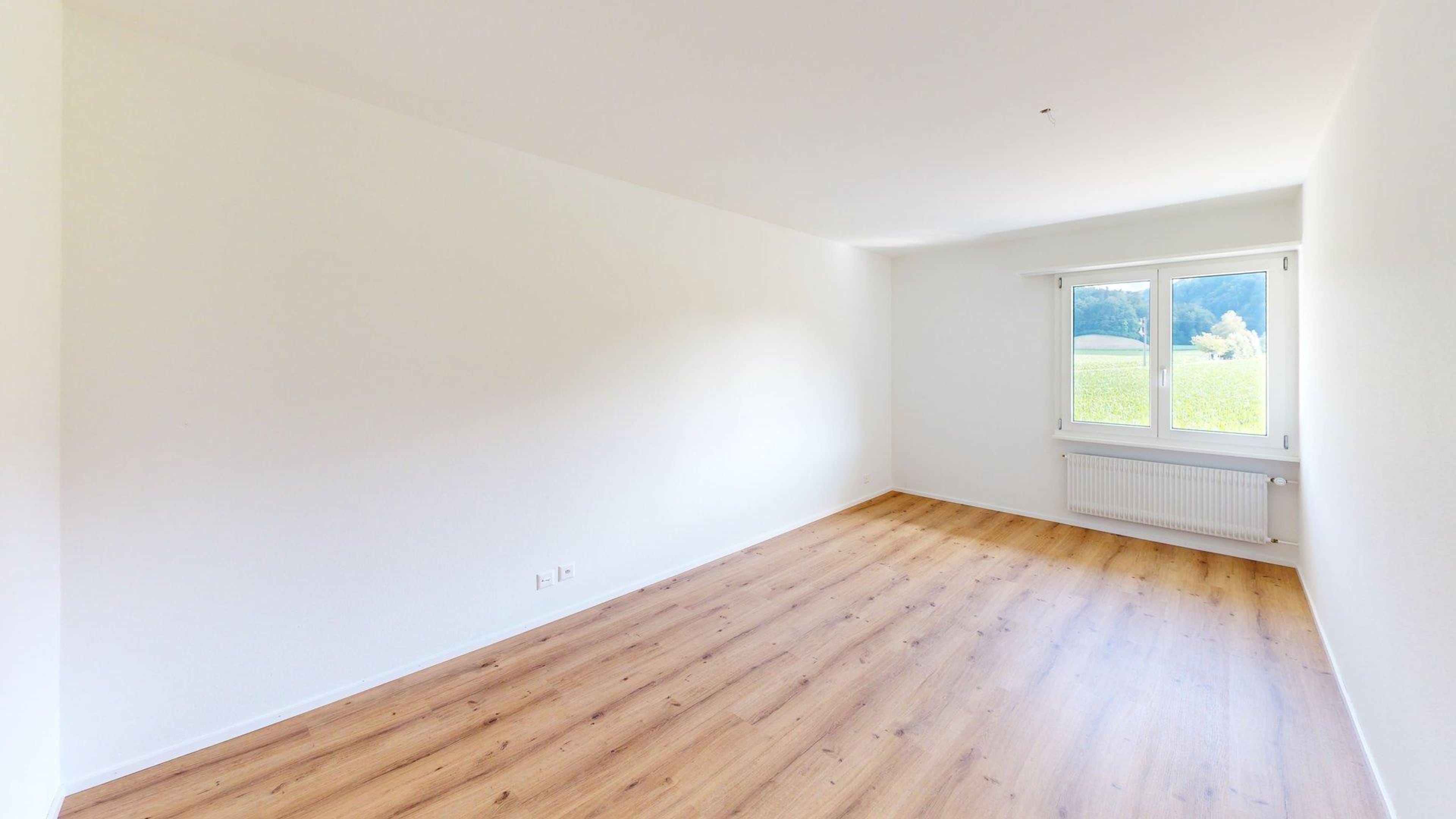 Frisch saniert – 4.5-Zi.-Reihenmittelhaus mit Garten und Terrasse - 7