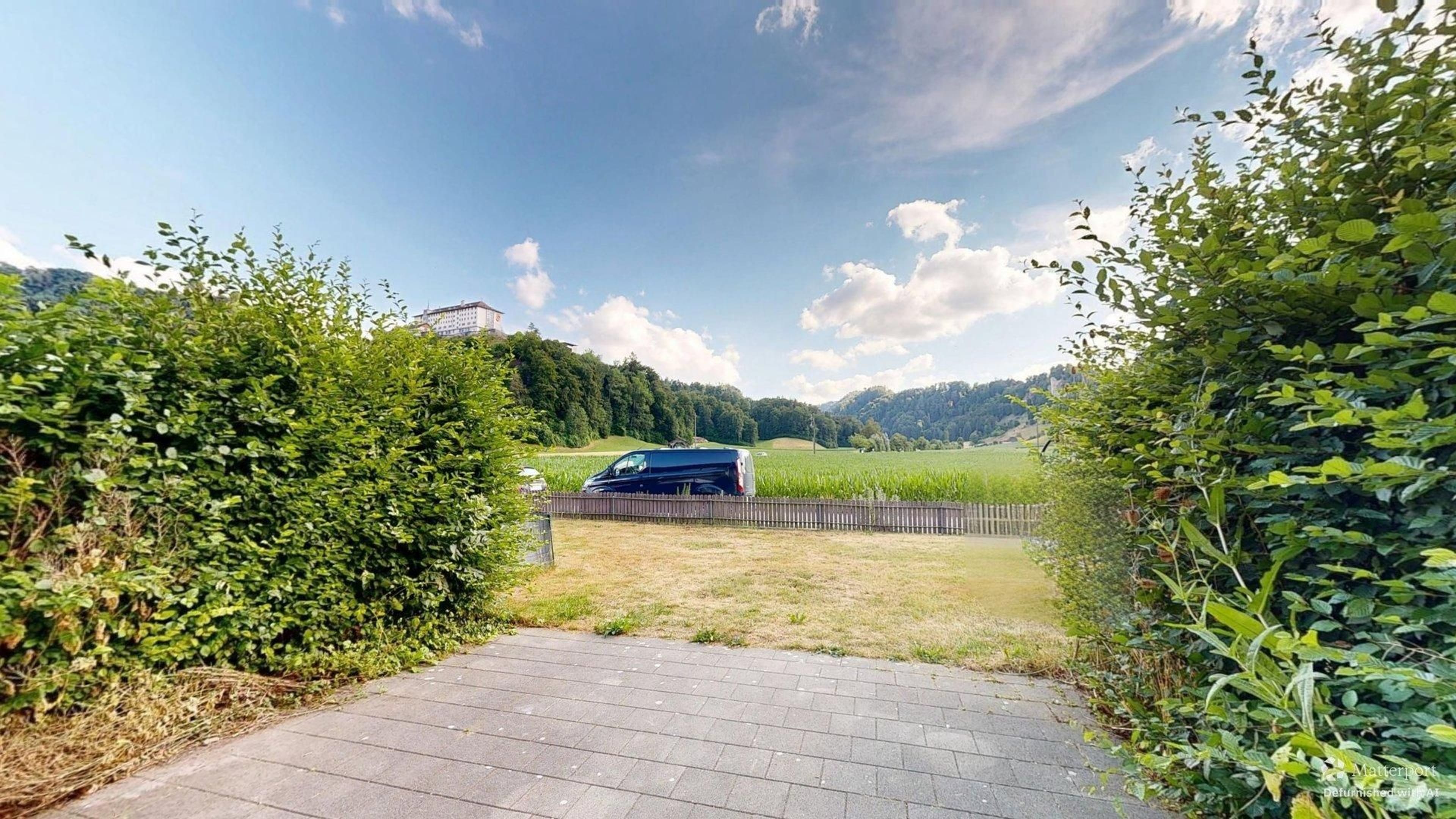 Frisch saniert – 4.5-Zi.-Reihenmittelhaus mit Garten und Terrasse - 11