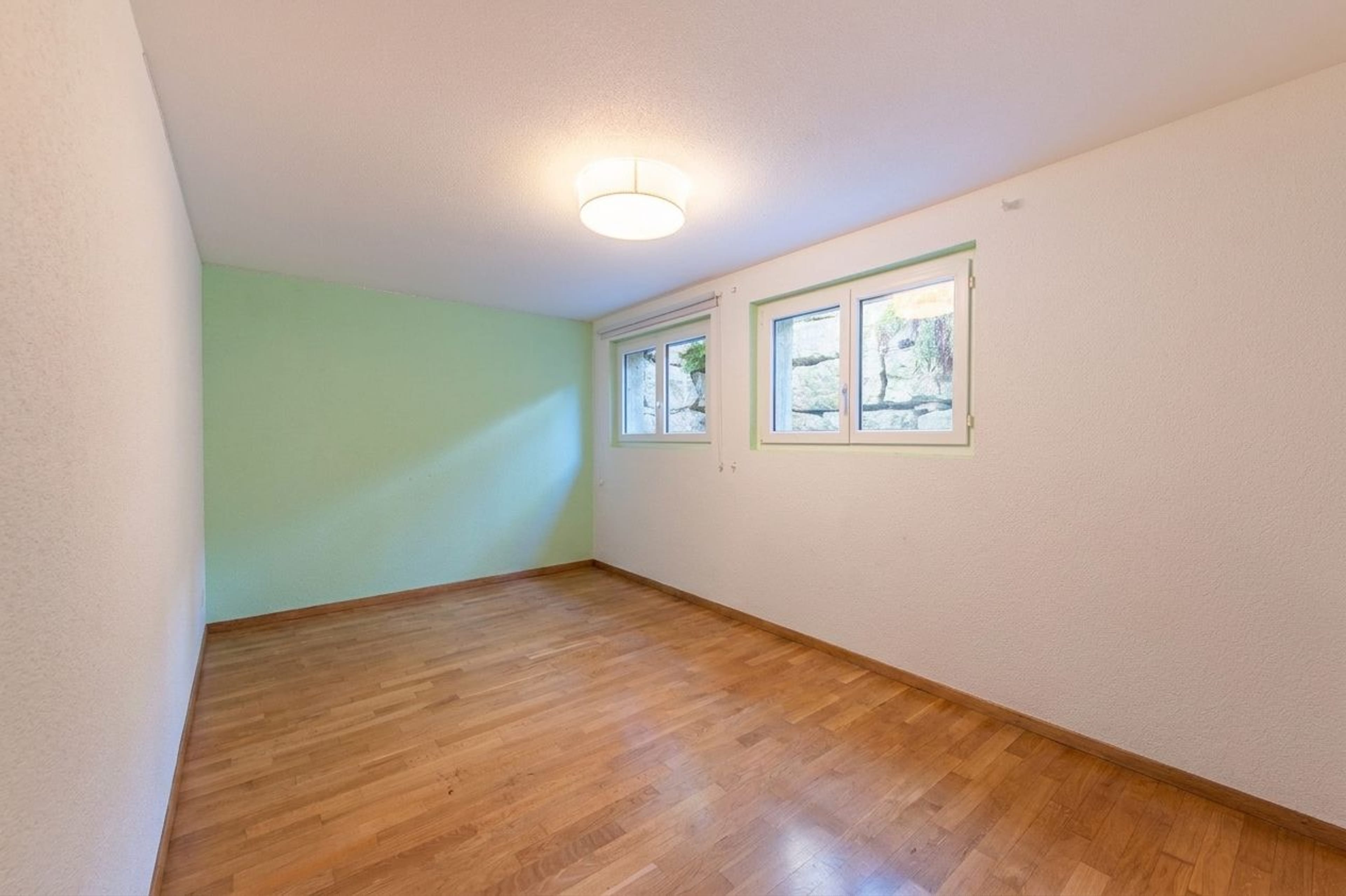 Licht, Garten und Wohnkomfort - 5.5-Zimmer-Doppelhaushälfte mit Umschwung - 16